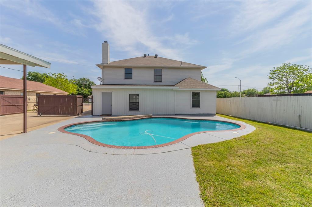 Fort Worth, Texas, 76179, United States, 4 Bedrooms Bedrooms, ,4 BathroomsBathrooms,Residential,For Sale,1915544