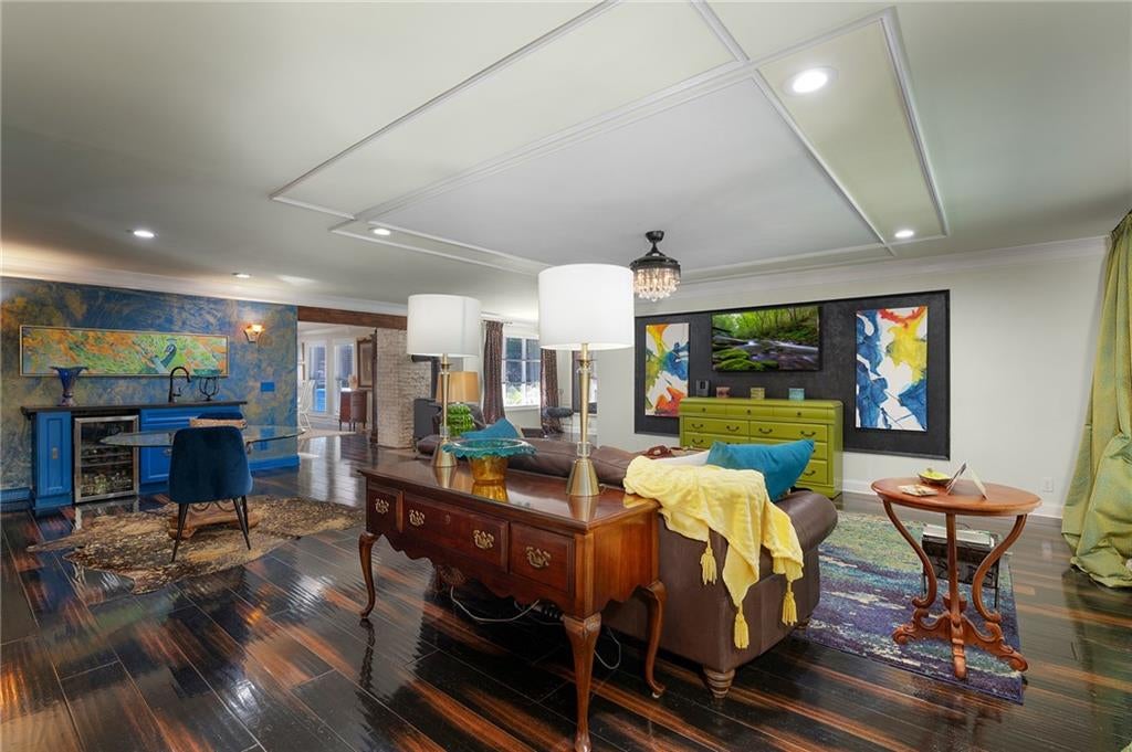 Calhoun, Georgia, 30701, United States, 3 Bedrooms Bedrooms, ,3 BathroomsBathrooms,Residential,For Sale,1980675