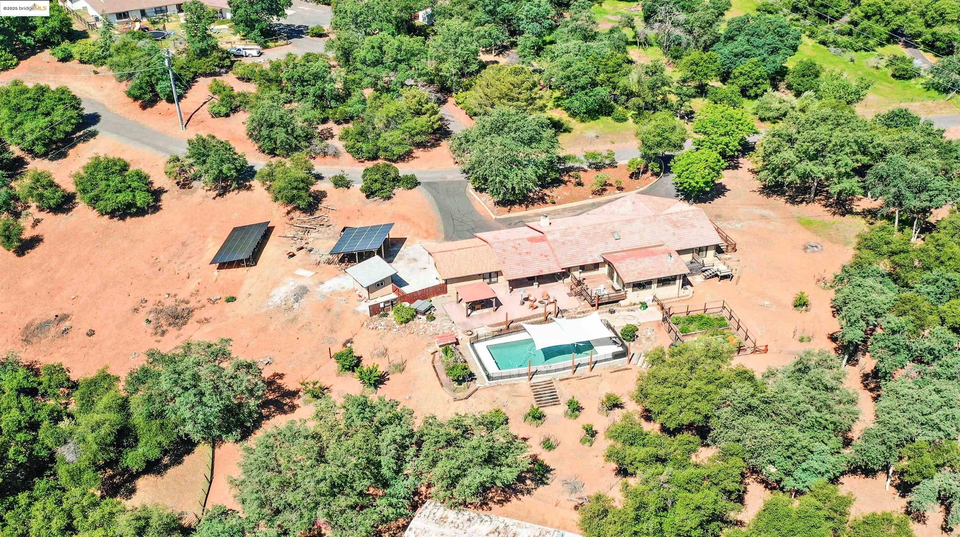Sonora, California, 95370, United States, 4 Bedrooms Bedrooms, ,2 BathroomsBathrooms,Residential,For Sale,1934174
