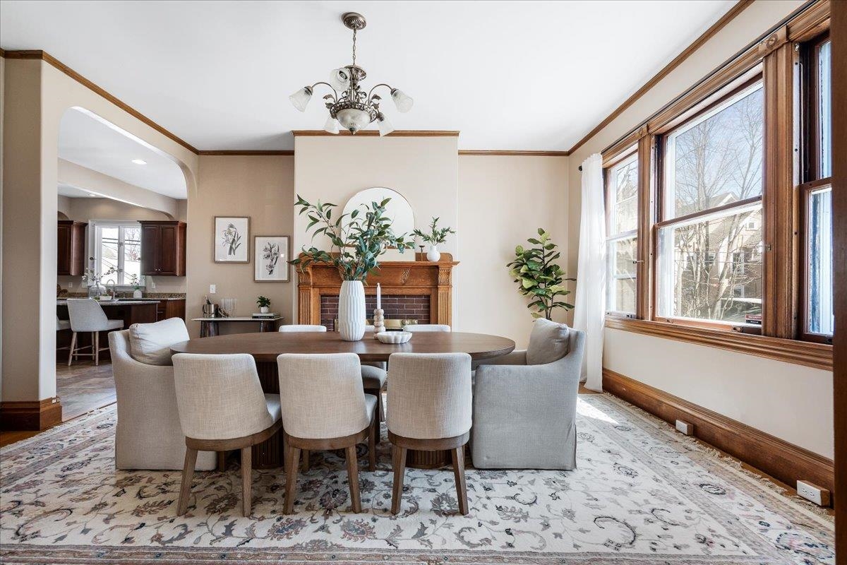 Manchester, New Hampshire, 03104, United States, 5 Bedrooms Bedrooms, ,6 BathroomsBathrooms,Residential,For Sale,1779351