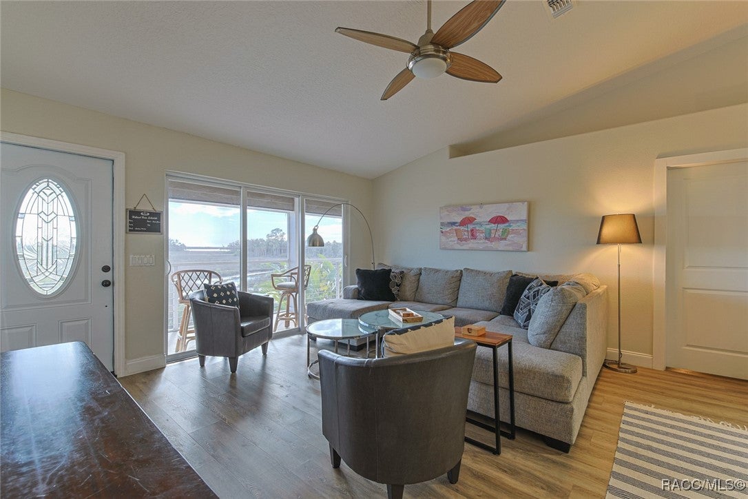 Crystal River, Florida, 34429, United States, 3 Bedrooms Bedrooms, ,3 BathroomsBathrooms,Residential,For Sale,1695751