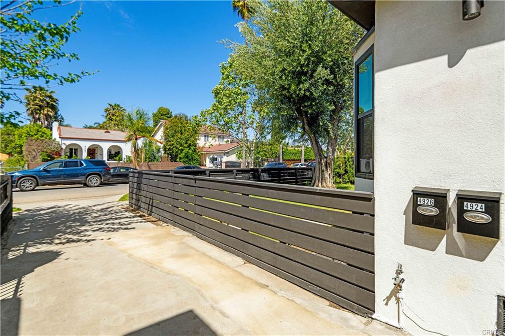 Los Angeles, California, 90032, United States, 5 Bedrooms Bedrooms, ,3 BathroomsBathrooms,Residential,For Sale,1765407