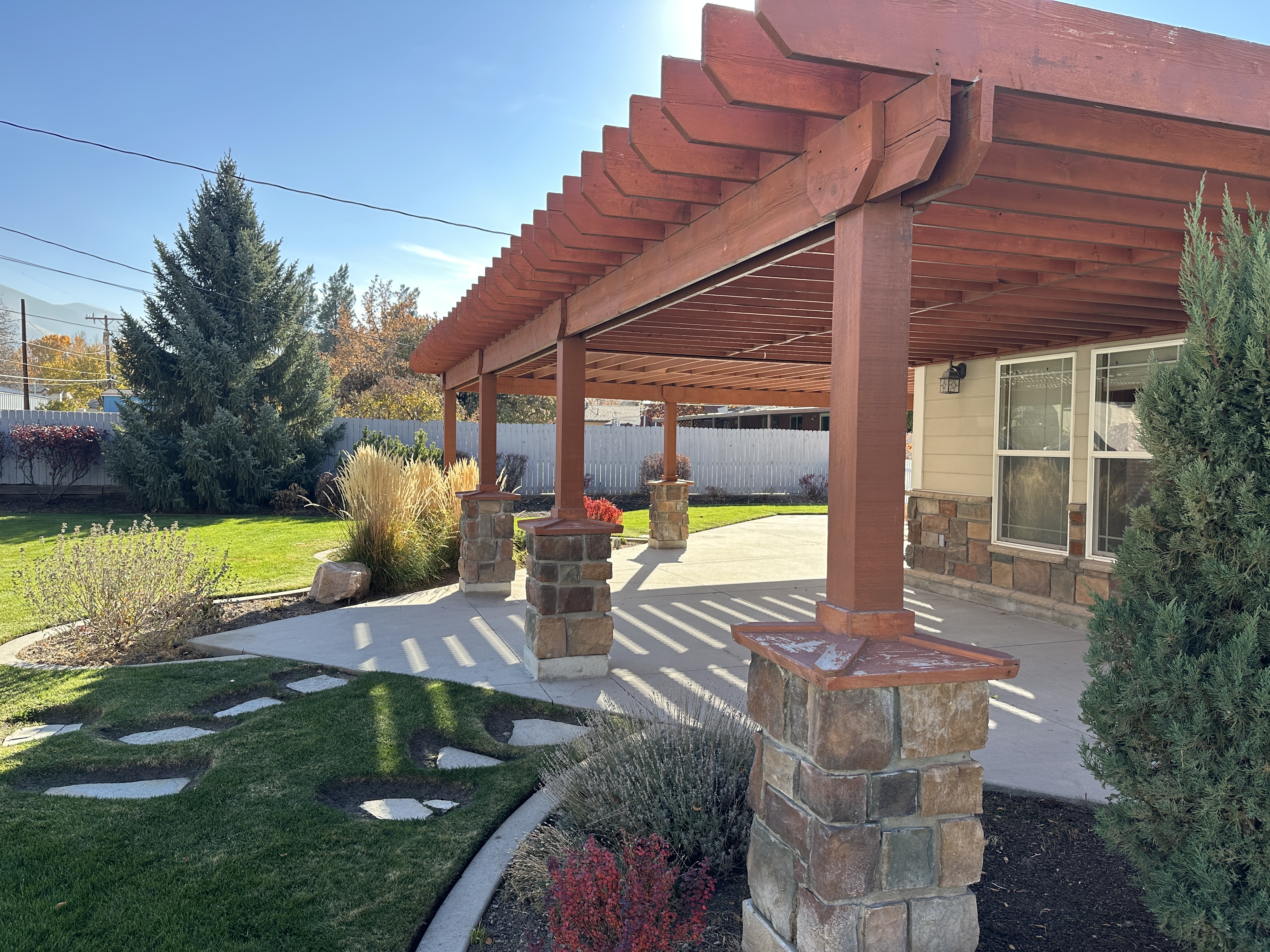 Brigham, Utah, 84302, United States, 5 Bedrooms Bedrooms, ,3 BathroomsBathrooms,Residential,For Sale,1998853