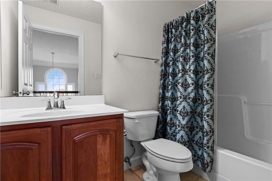 512 Madison Dr, Gibsonia, Pennsylvania, 15044, United States, 4 Bedrooms Bedrooms, ,4 BathroomsBathrooms,Residential,For Sale,512 Madison Dr ,1672528