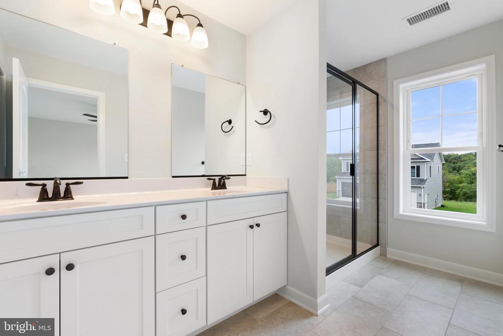 Boyce, Virginia, 22620, United States, 3 Bedrooms Bedrooms, ,3 BathroomsBathrooms,Residential,For Sale,1980169