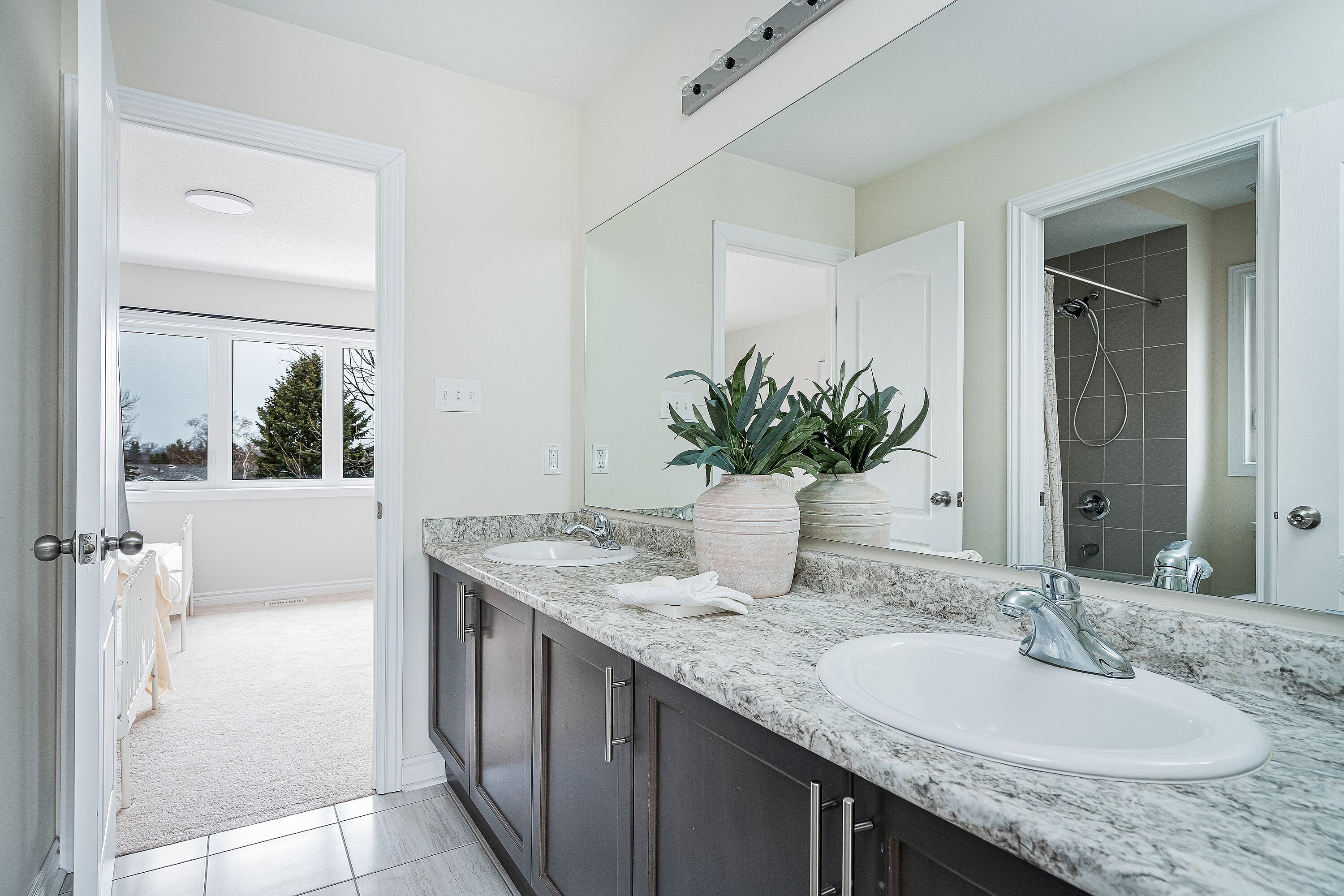  Turn Key Collingwood Home - 物件實景