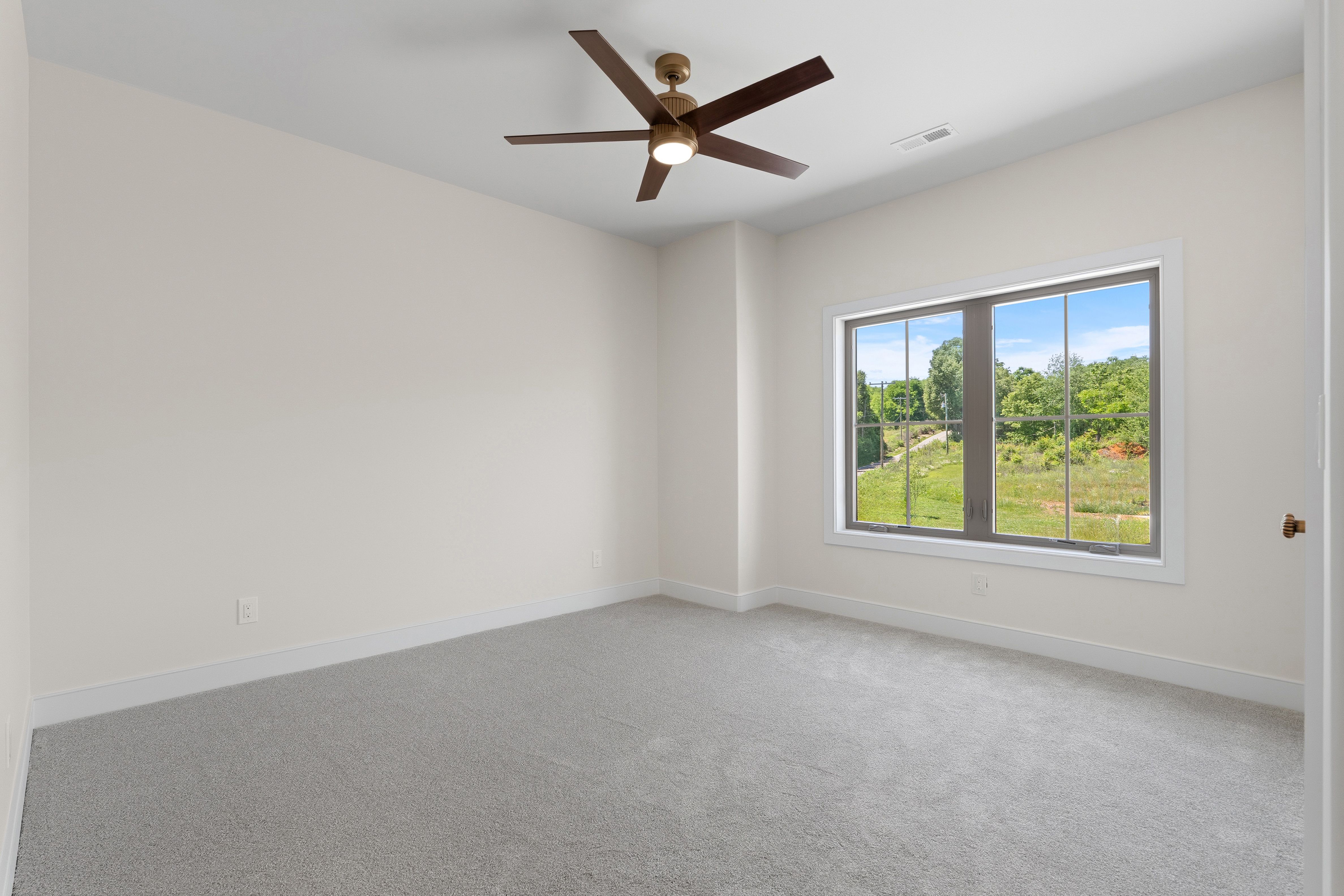  3812 Lakeside Estates Way, Louisville, TN 37777 - 物件實景
