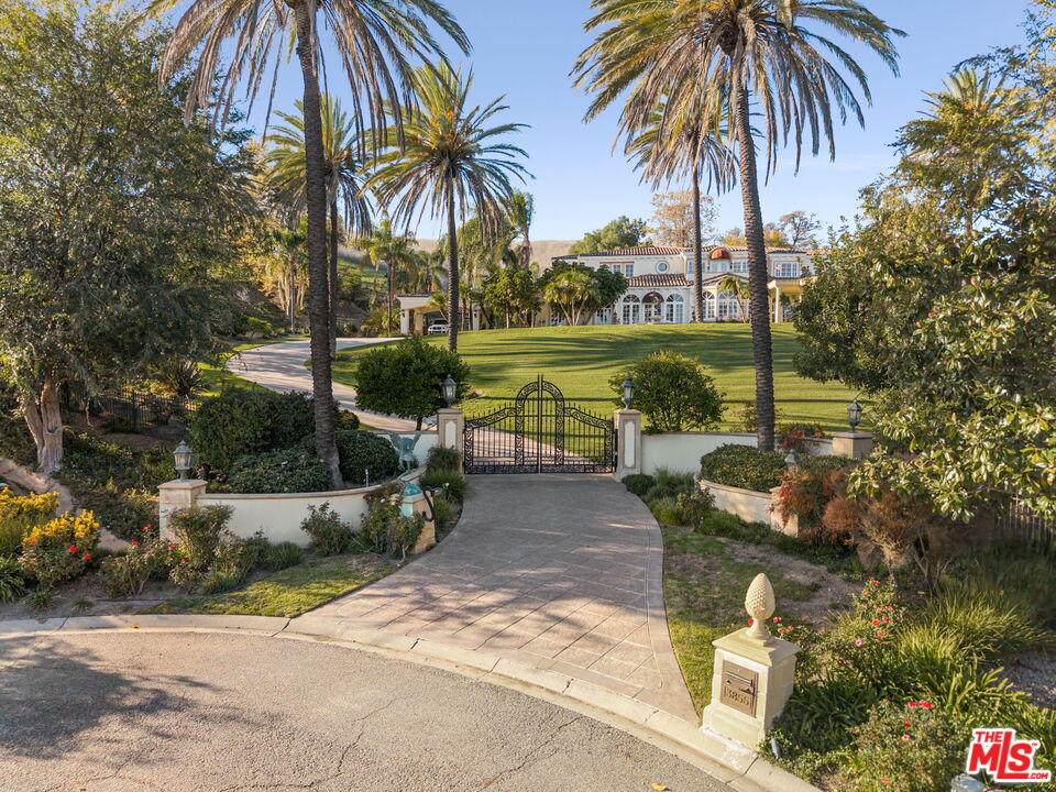 Westlake Village, California, 91362, United States, 7 Bedrooms Bedrooms, ,6 BathroomsBathrooms,Residential,For Sale,2003062