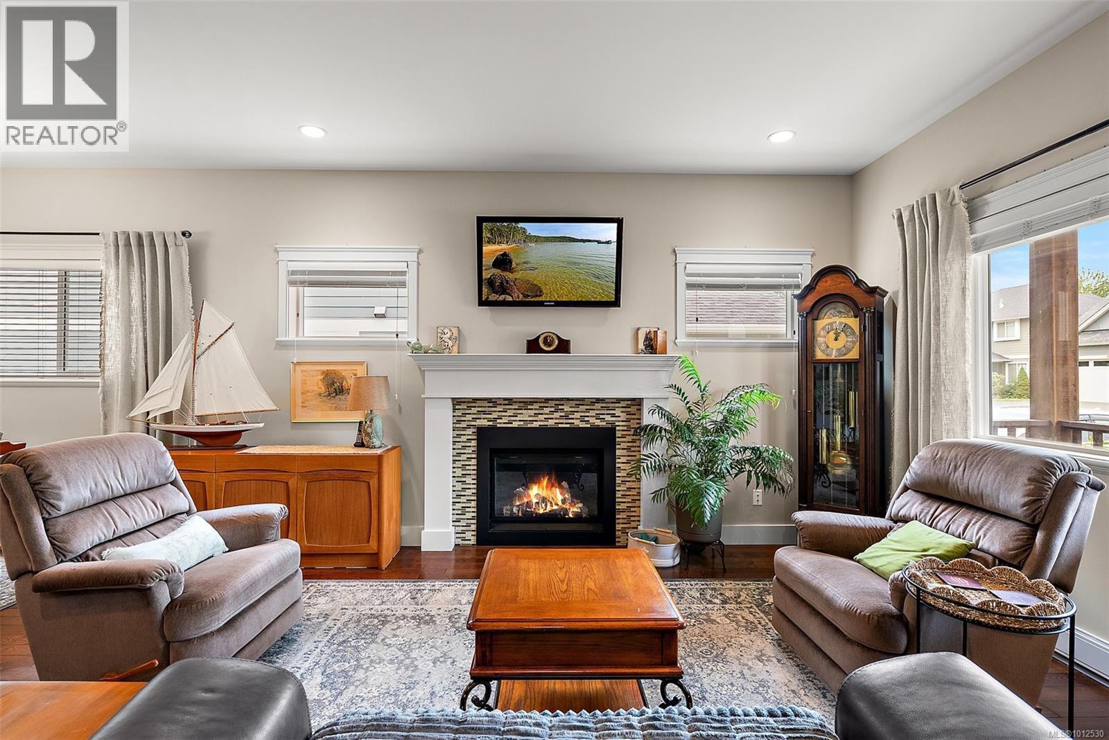 DUNCAN, British Columbia, V9L 0E1, CA, 4 Bedrooms Bedrooms, ,3 BathroomsBathrooms,Residential,For Sale,1949053