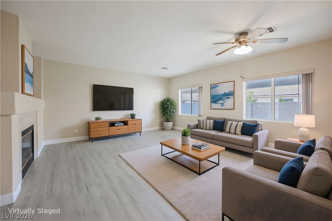 Henderson, Nevada, 89015, United States, 5 Bedrooms Bedrooms, ,2 BathroomsBathrooms,Residential,For Sale,1976773