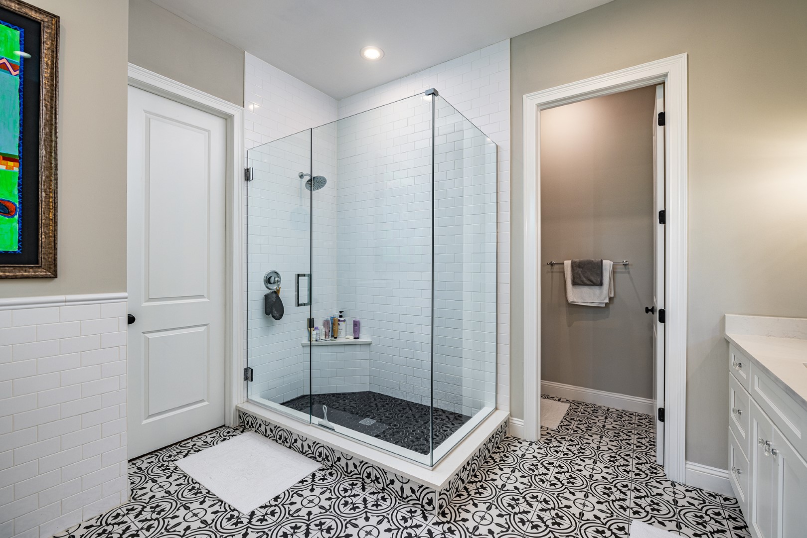 Tampa, Florida, 33629, United States, 4 Bedrooms Bedrooms, ,4 BathroomsBathrooms,Residential,For Sale,1981246