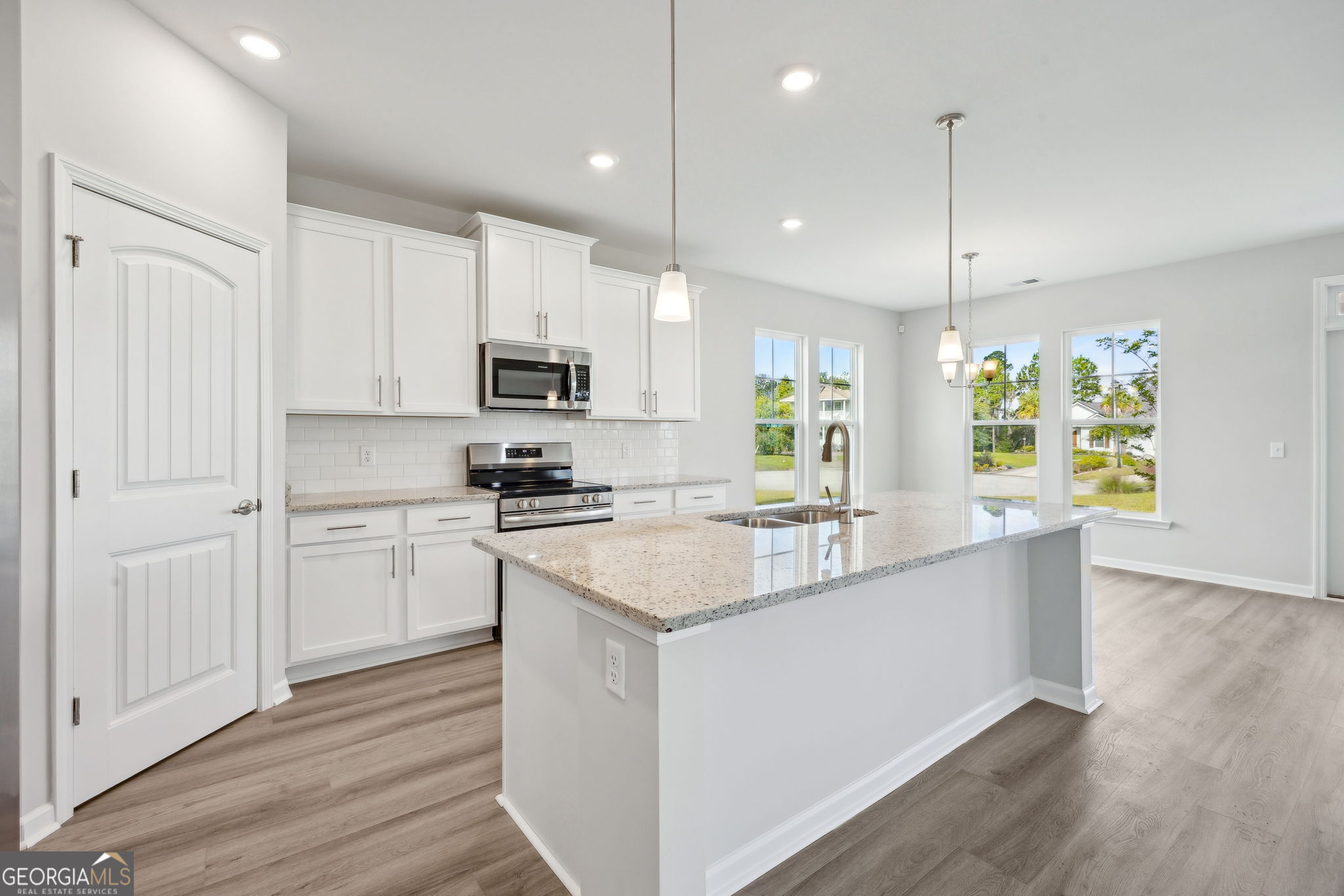 St. Marys, Georgia, 31558, United States, 4 Bedrooms Bedrooms, ,3 BathroomsBathrooms,Residential,For Sale,1962836