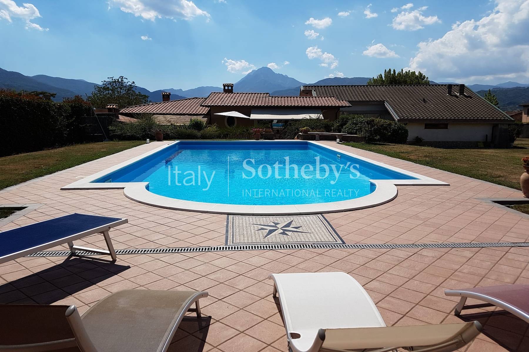  Villa with dépendance and swimming pool in Barga - 物件實景