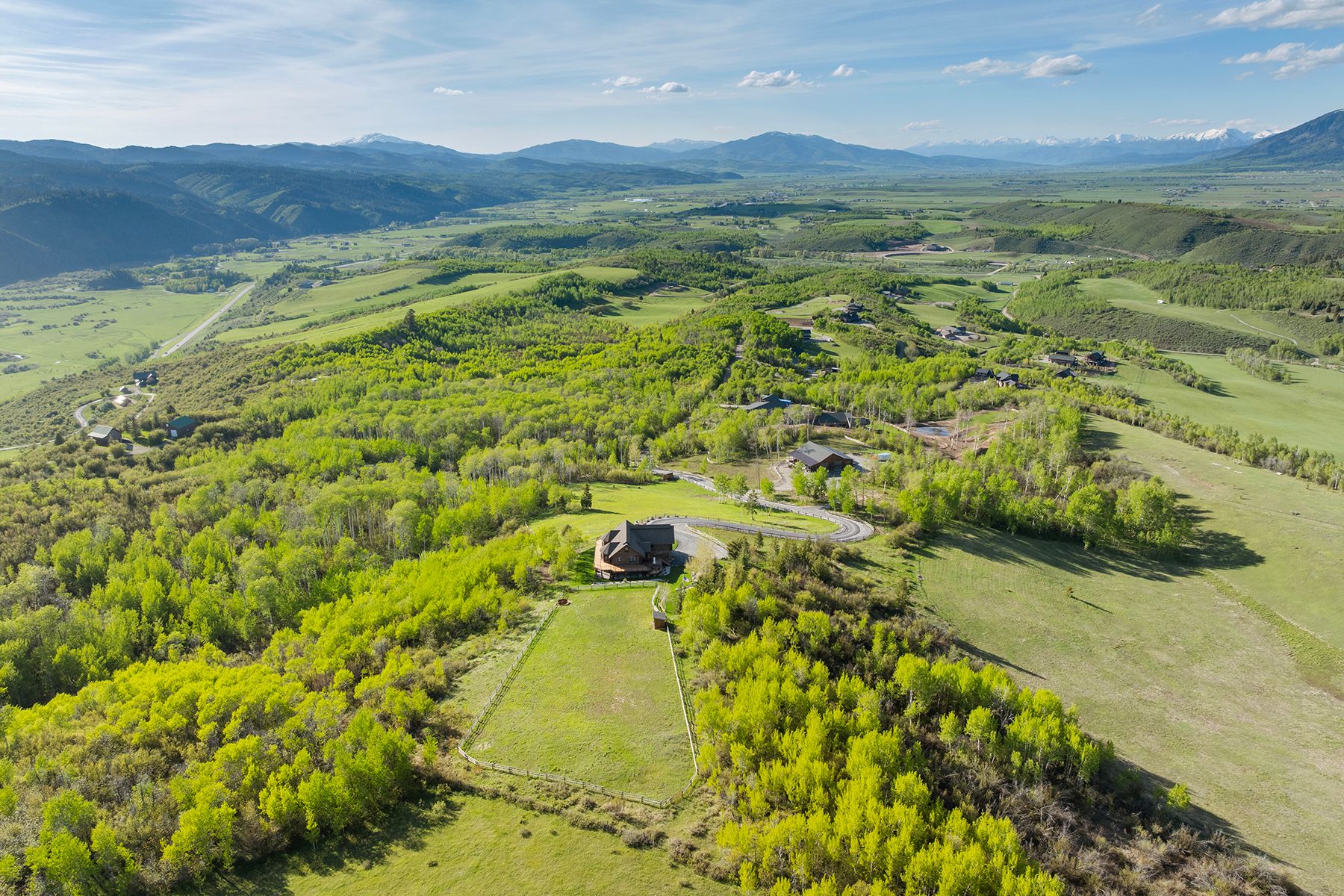  Privacy in Bedford - 物件實景