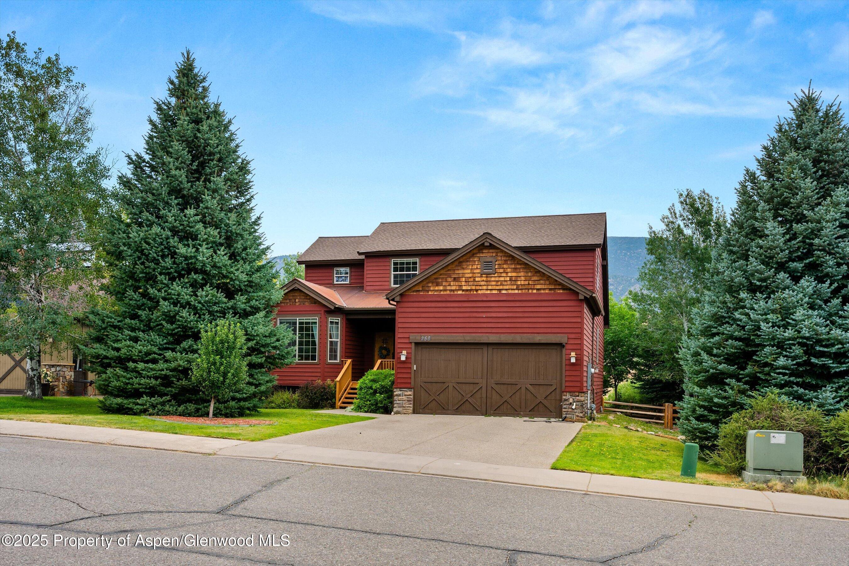 New Castle, Colorado, 81647, United States, 5 Bedrooms Bedrooms, ,4 BathroomsBathrooms,Residential,For Sale,1906868