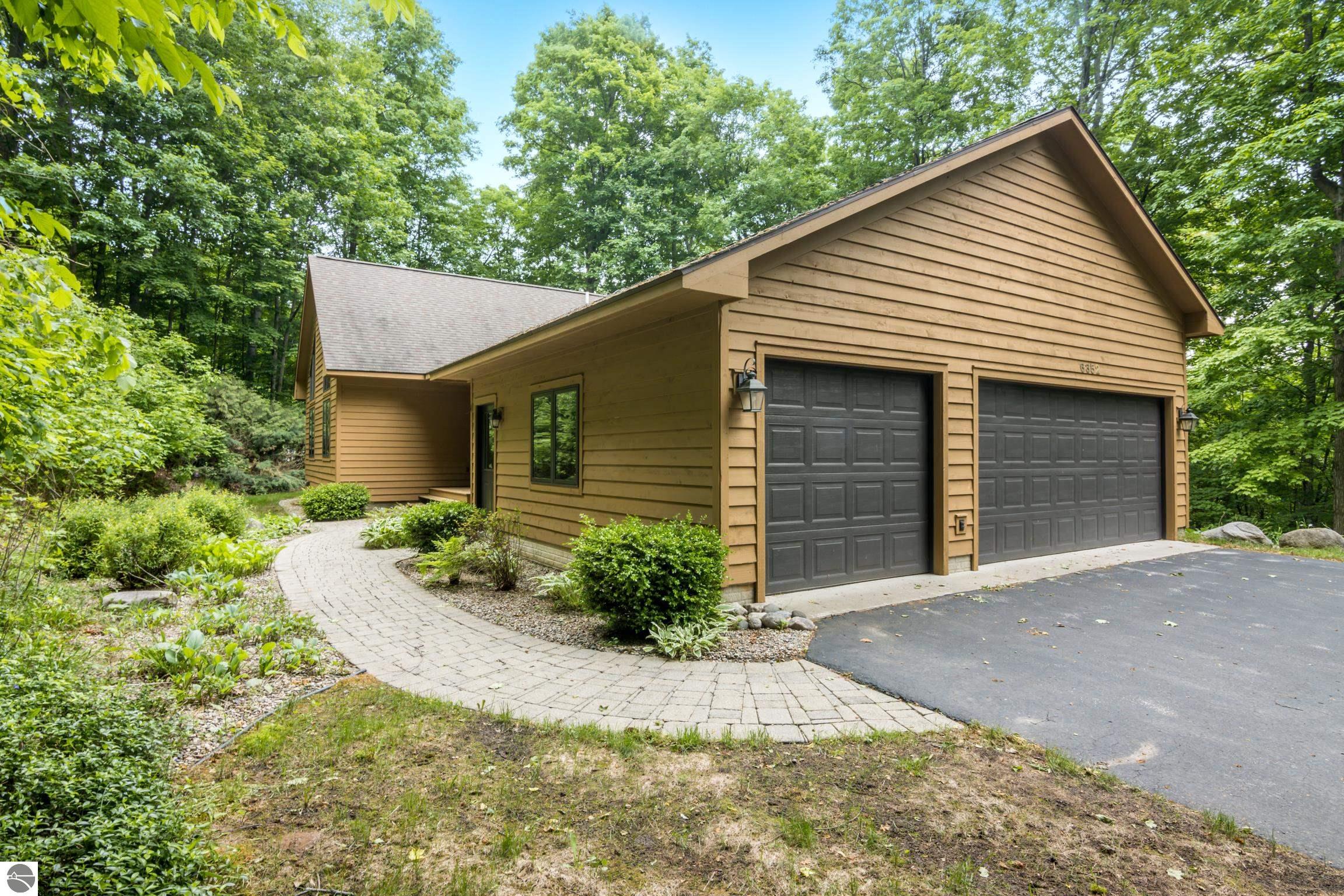 Suttons Bay, Michigan, 49682, United States, 3 Bedrooms Bedrooms, ,3 BathroomsBathrooms,Residential,For Sale,1943480