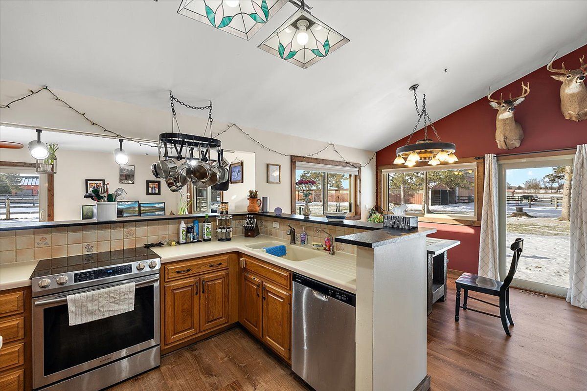 Metamora, Michigan, 48455, United States, 3 Bedrooms Bedrooms, ,2 BathroomsBathrooms,Residential,For Sale,1705008
