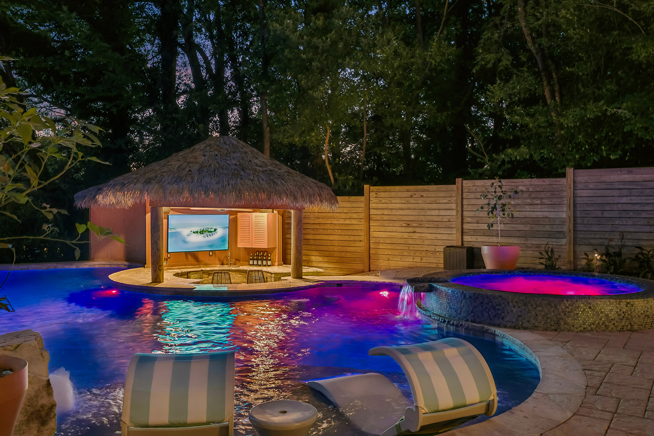  Resort-Inspired Retreat in the Heart of Virginia Highland - 物件實景