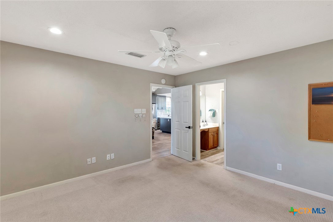 612 W Jackson Avenue, Port O'Connor, Texas, 77982, United States, 3 Bedrooms Bedrooms, ,3 BathroomsBathrooms,Residential,For Sale,612 W Jackson Avenue,1673246