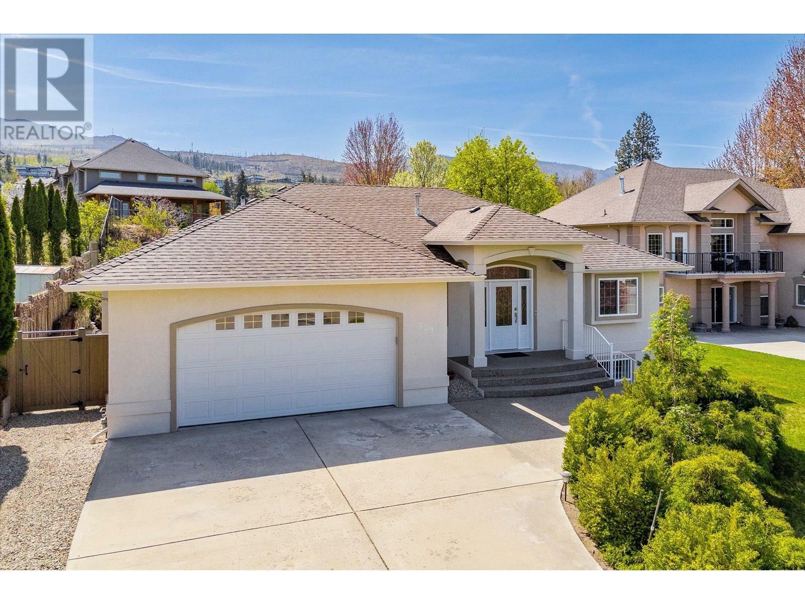 KELOWNA, British Columbia, V1W 4K9, CA, 4 Bedrooms Bedrooms, ,3 BathroomsBathrooms,Residential,For Sale,1865422