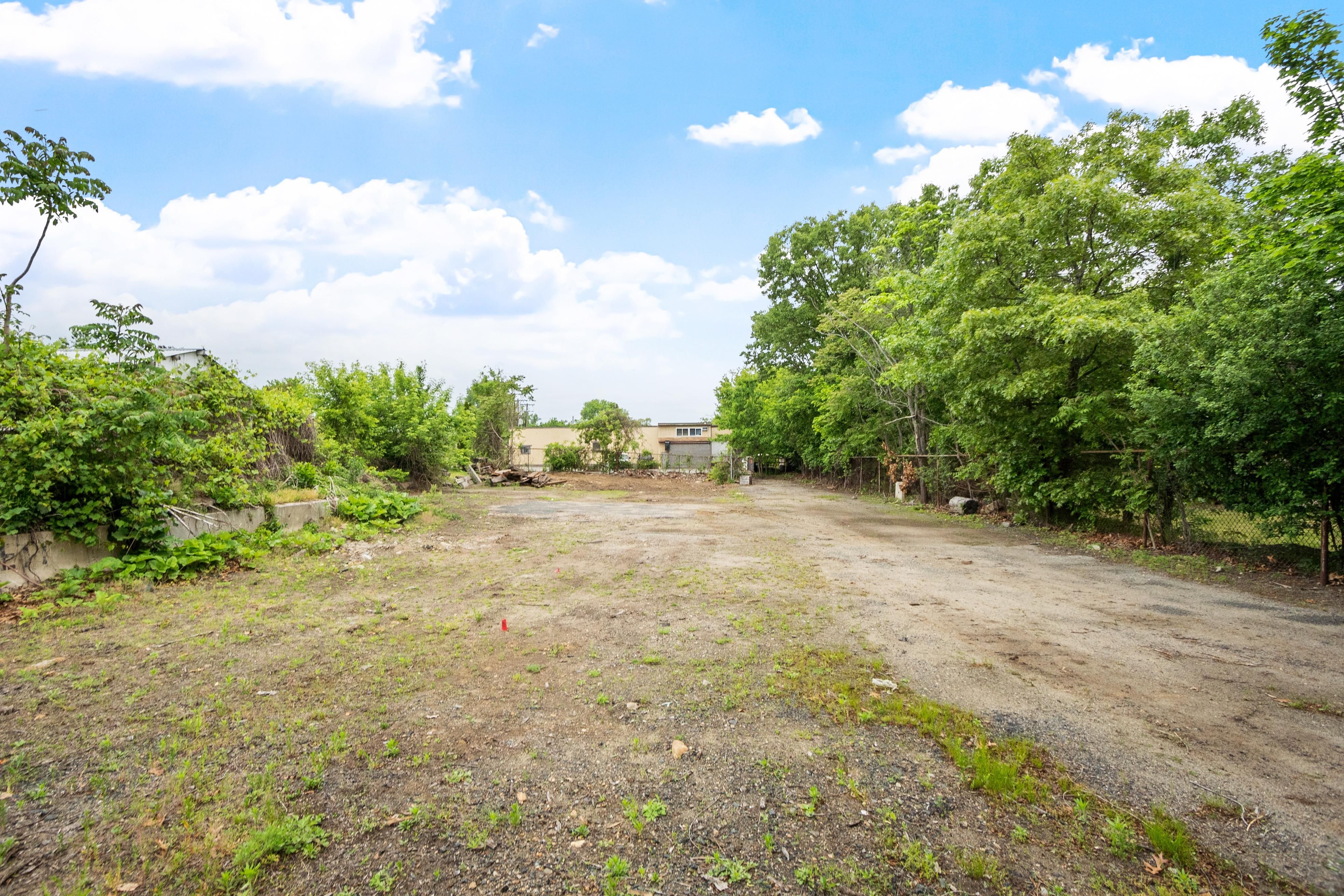  14 Cross Street, Woburn, MA 01801 - 物件實景