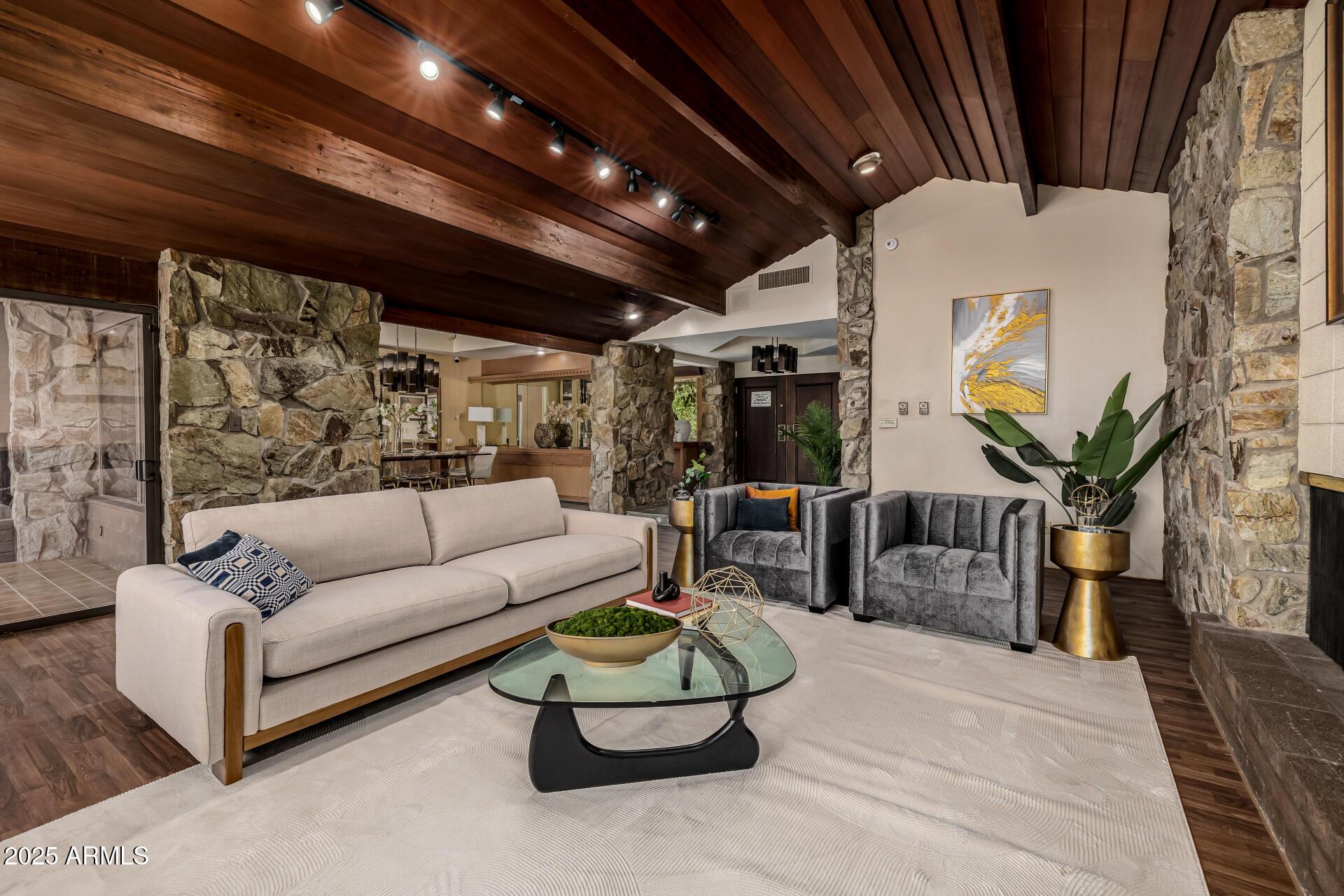 Paradise Valley, Arizona, 85253, United States, 4 Bedrooms Bedrooms, ,8 BathroomsBathrooms,Residential,For Sale,1914345