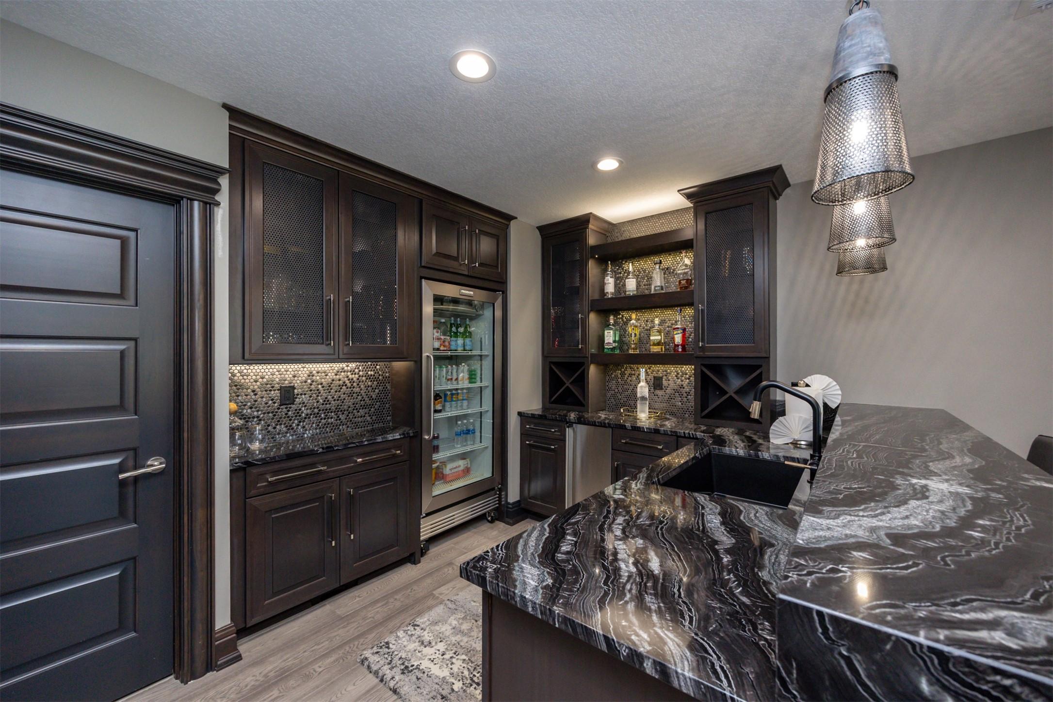 Waukee, Iowa, 50263, United States, 6 Bedrooms Bedrooms, ,7 BathroomsBathrooms,Residential,For Sale,1763333