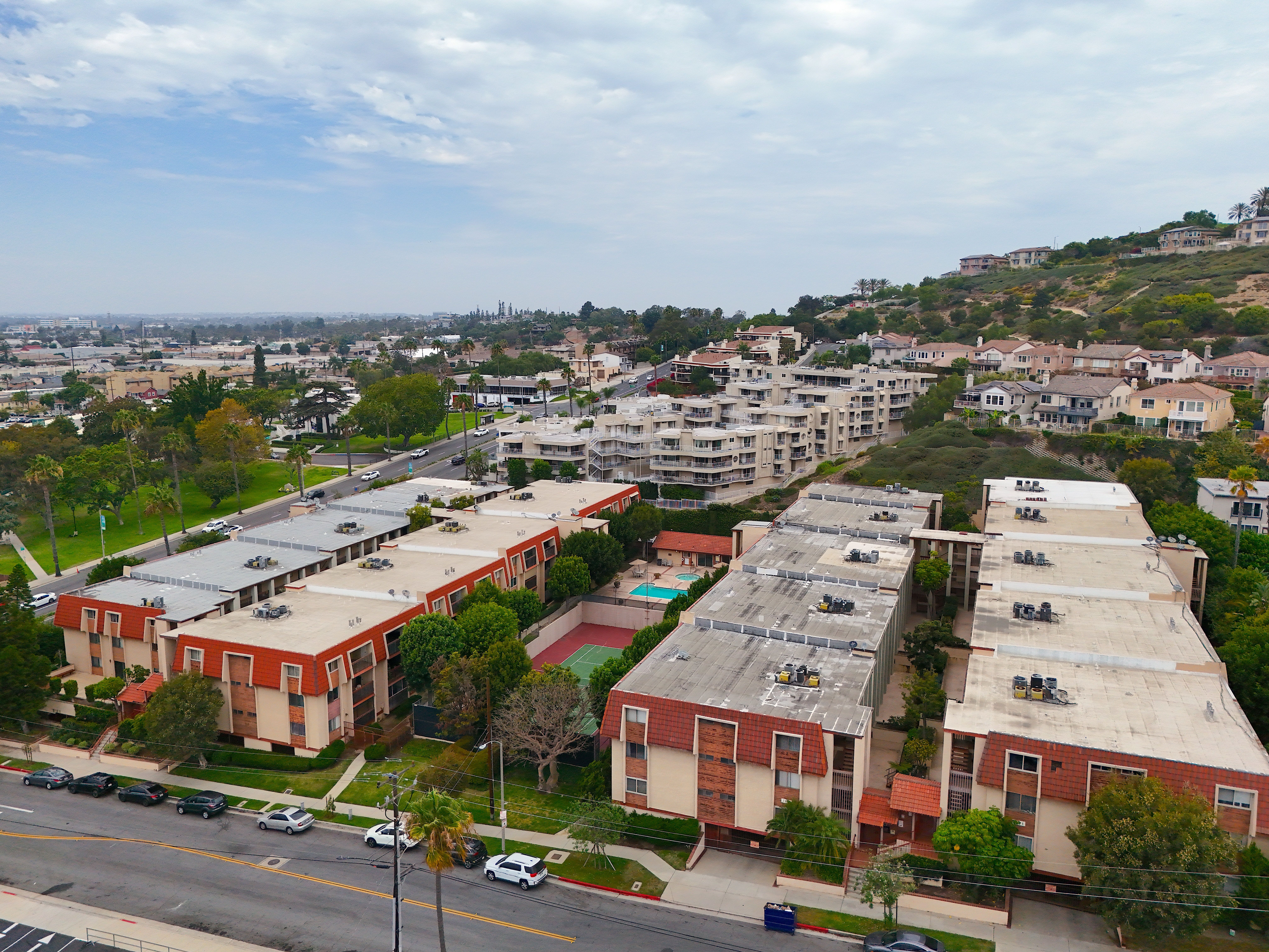  2001 E. 21st Street Unit 327, Signal Hill, CA 90755 - 物件實景