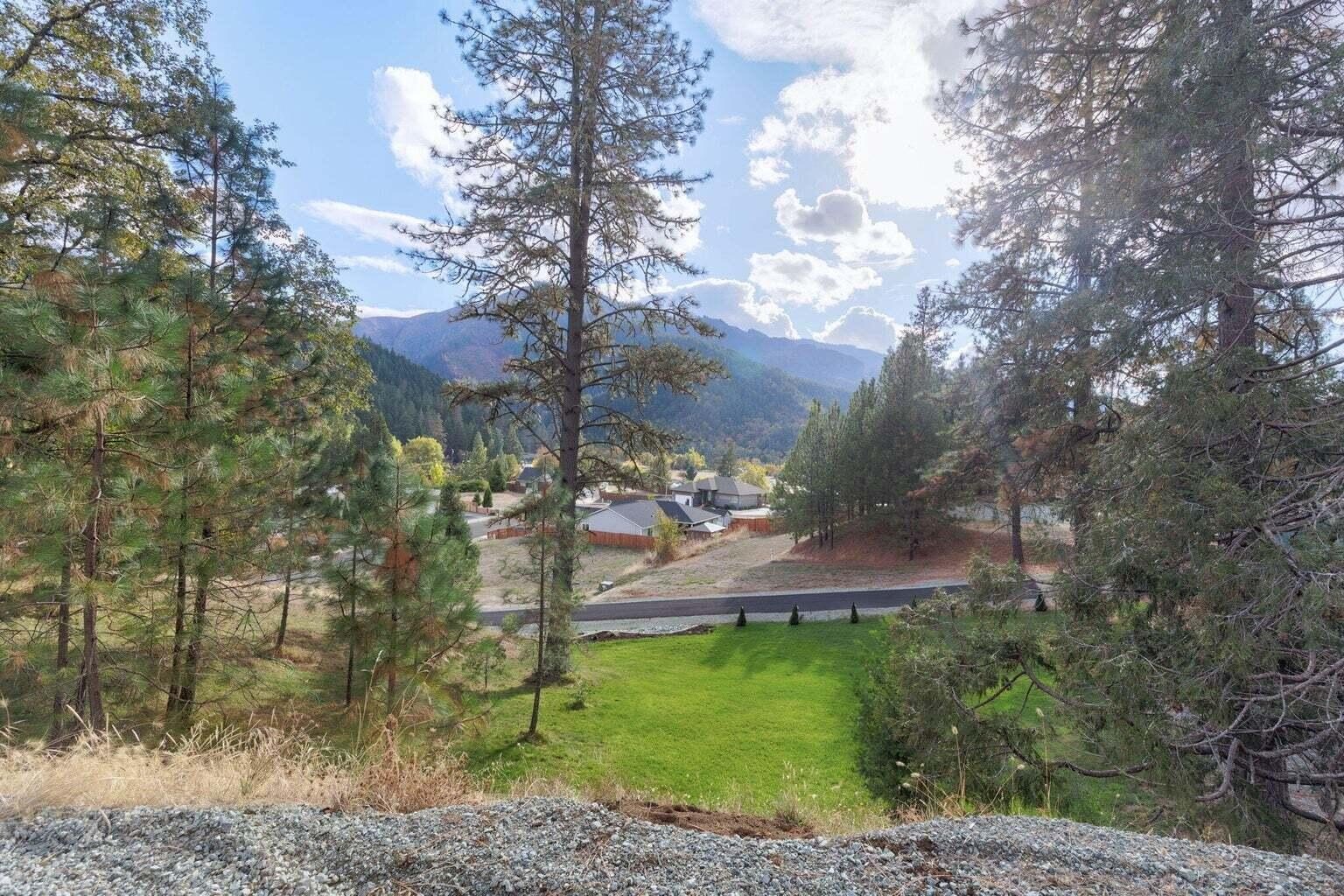 Canyonville, Oregon, 97417, United States, 2 Bedrooms Bedrooms, ,2 BathroomsBathrooms,Residential,For Sale,1981703