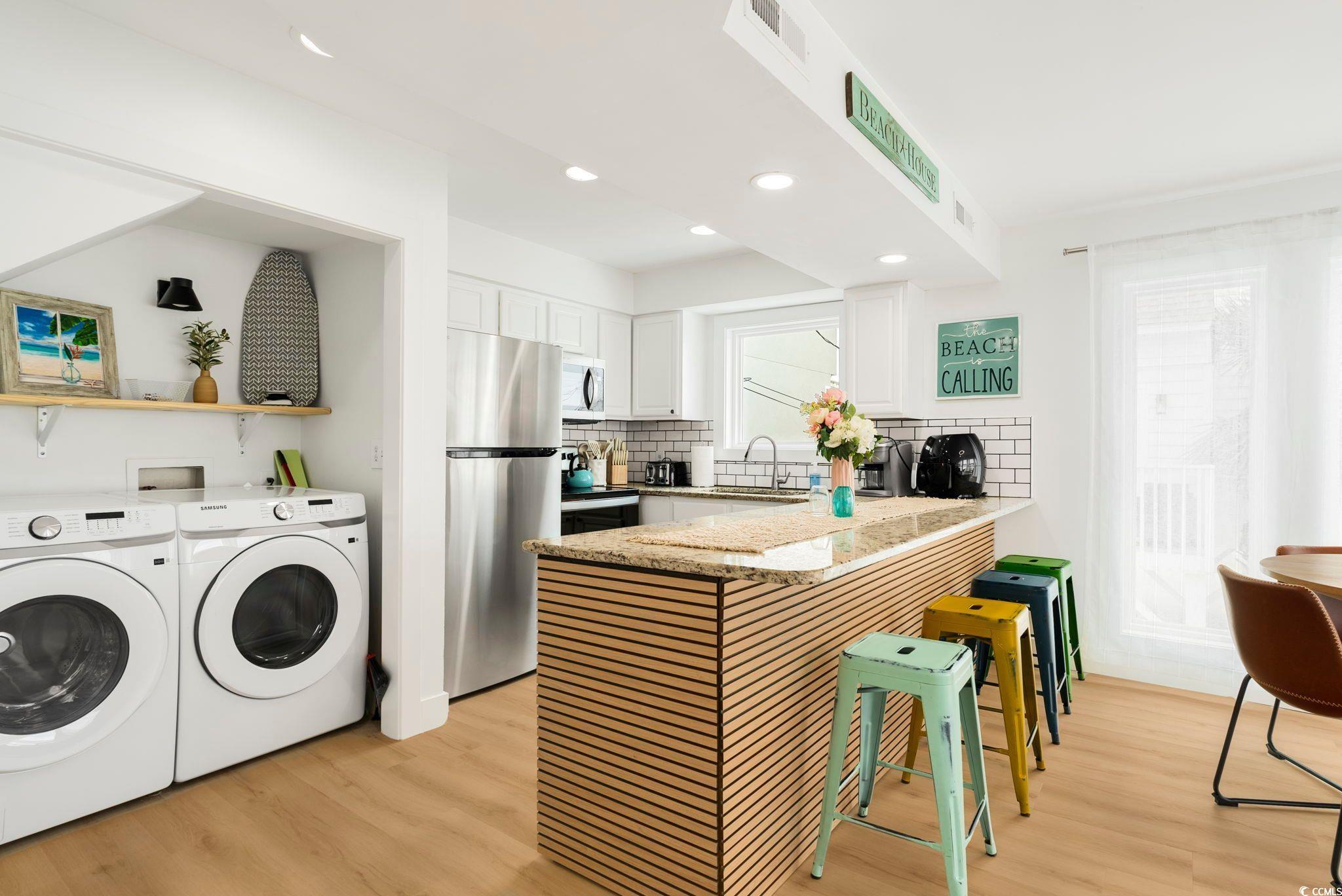 North Myrtle Beach, South Carolina, 29582, United States, 6 Bedrooms Bedrooms, ,4 BathroomsBathrooms,Residential,For Sale,1979698