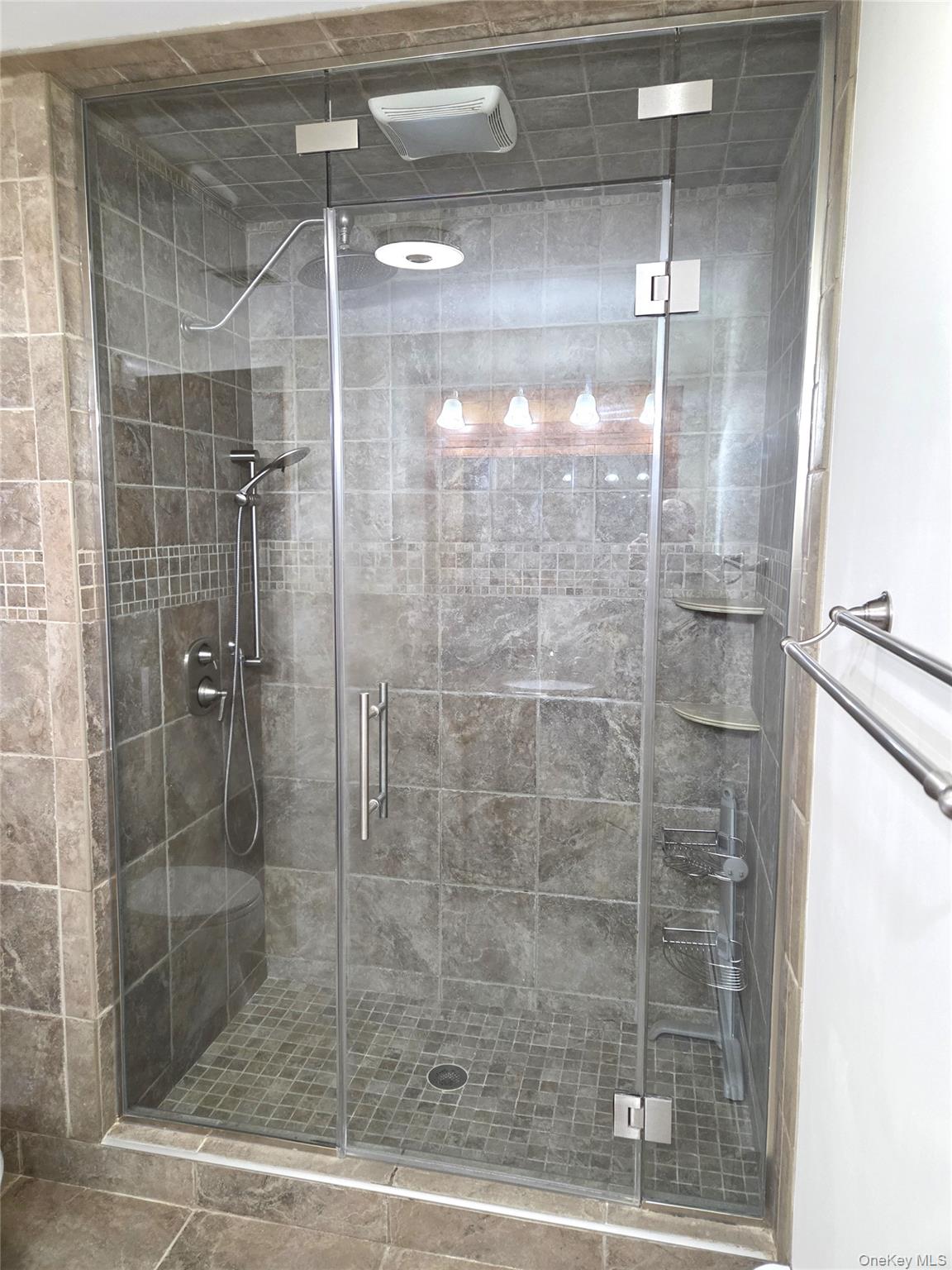 Jamesport, New York, 11947, United States, 4 Bedrooms Bedrooms, ,3 BathroomsBathrooms,Residential,For Sale,2002985