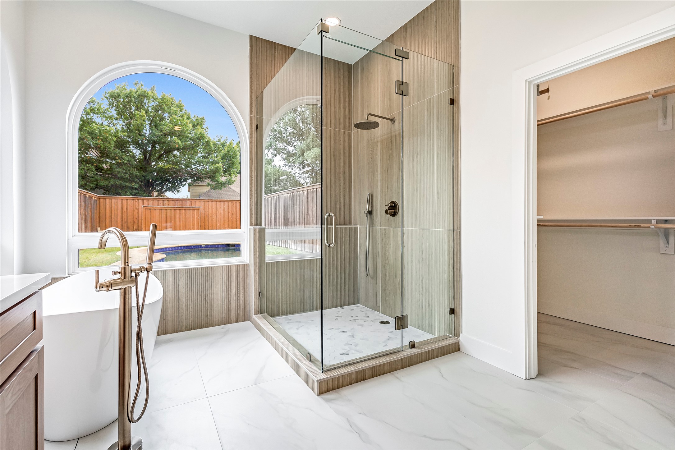 Plano, Texas, 75024, United States, 5 Bedrooms Bedrooms, ,4 BathroomsBathrooms,Residential,For Sale,1933059