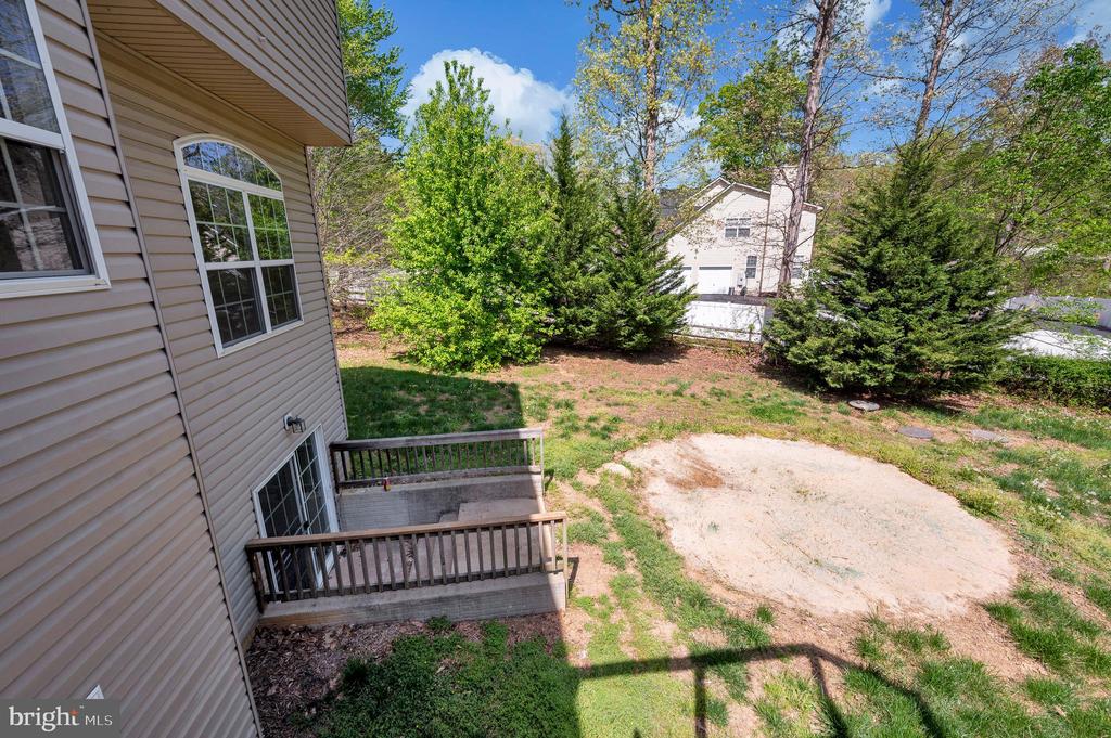 Stafford, Virginia, 22554, United States, 5 Bedrooms Bedrooms, ,5 BathroomsBathrooms,Residential,For Sale,2047982