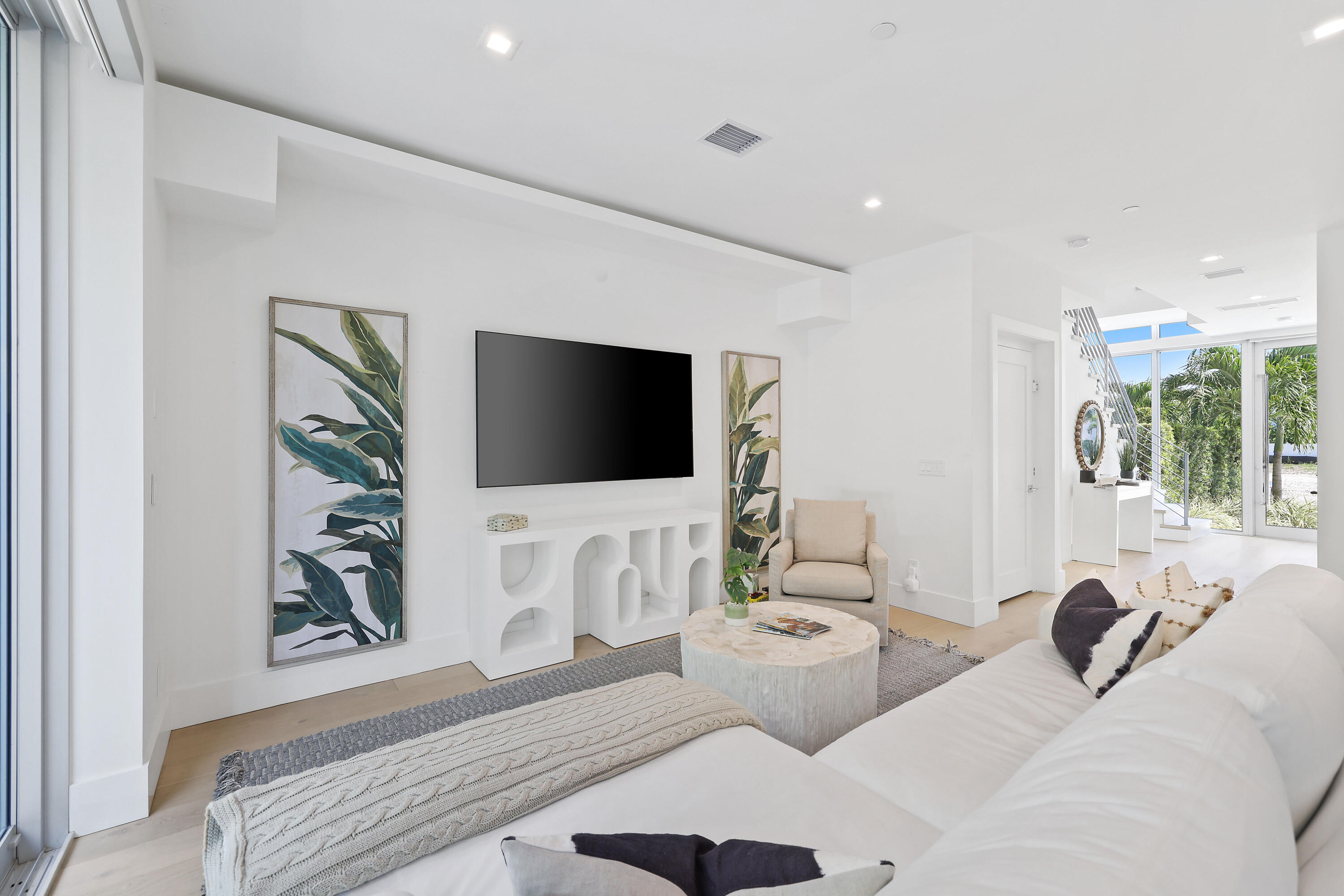 Delray Beach, Florida, 33483, United States, 3 Bedrooms Bedrooms, ,4 BathroomsBathrooms,Residential,For Sale,1940237