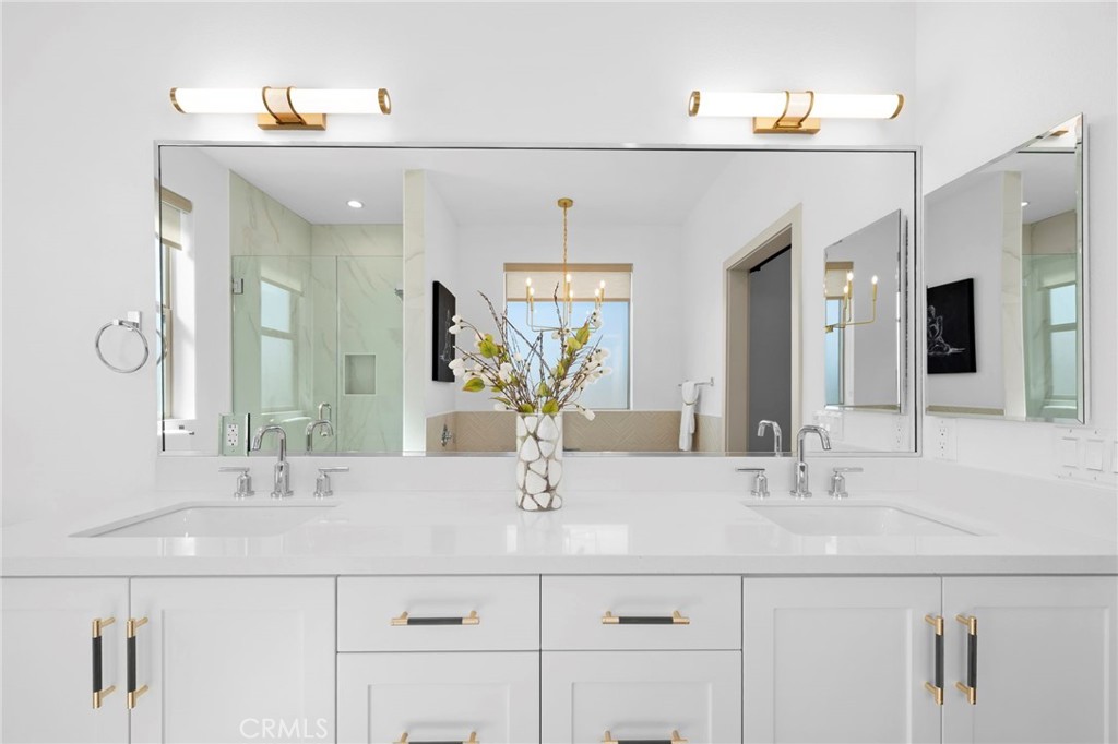 Paramount, California, 90723, United States, 4 Bedrooms Bedrooms, ,3 BathroomsBathrooms,Residential,For Sale,1926475