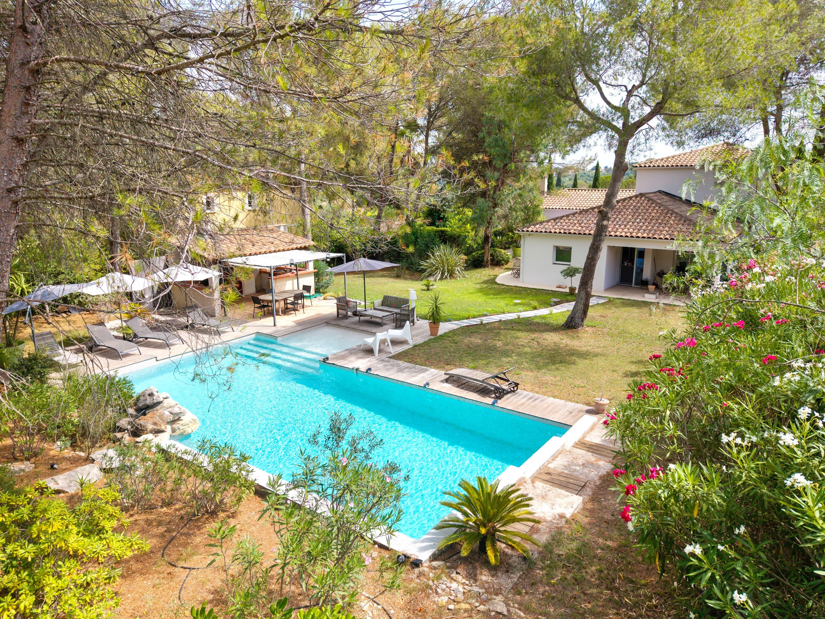  Luxury villa in the heart of a natural and residential setting - 物件實景