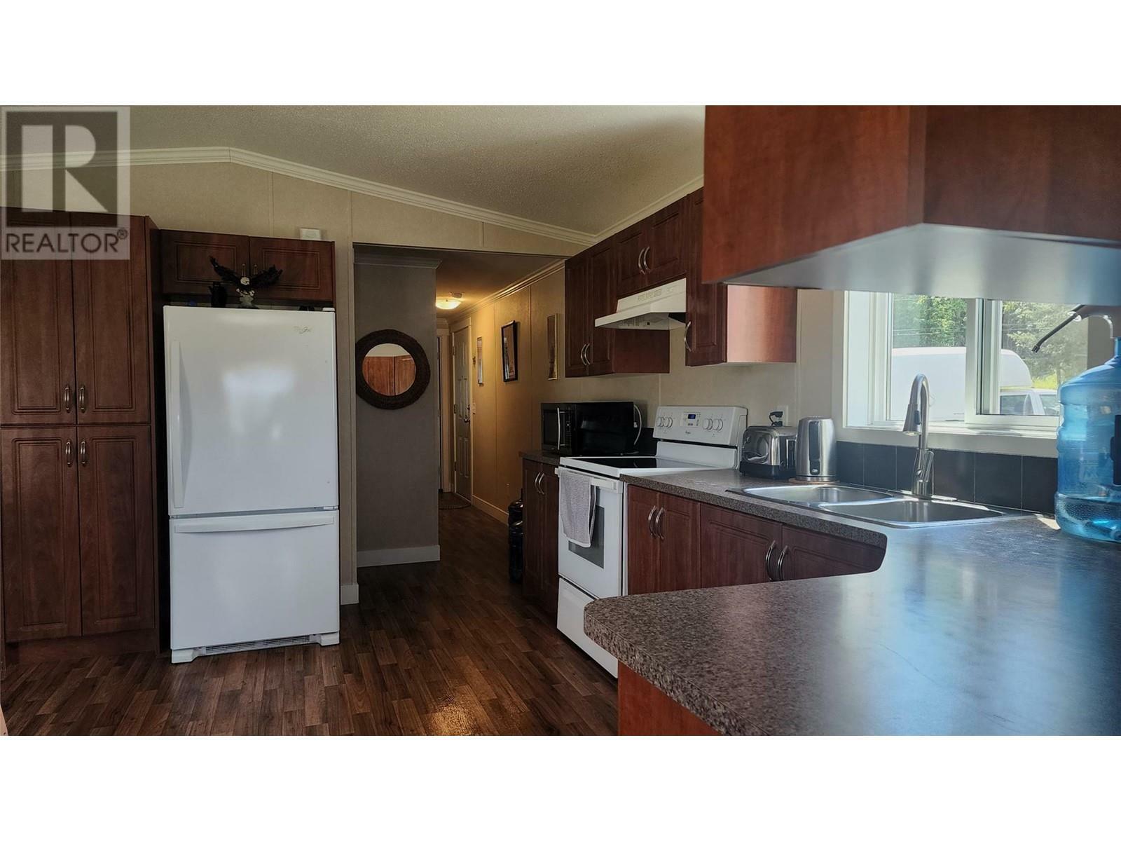 CHERRYVILLE, British Columbia, V0E 2G3, CA, 2 Bedrooms Bedrooms, ,1 BathroomBathrooms,Residential,For Sale,1837133