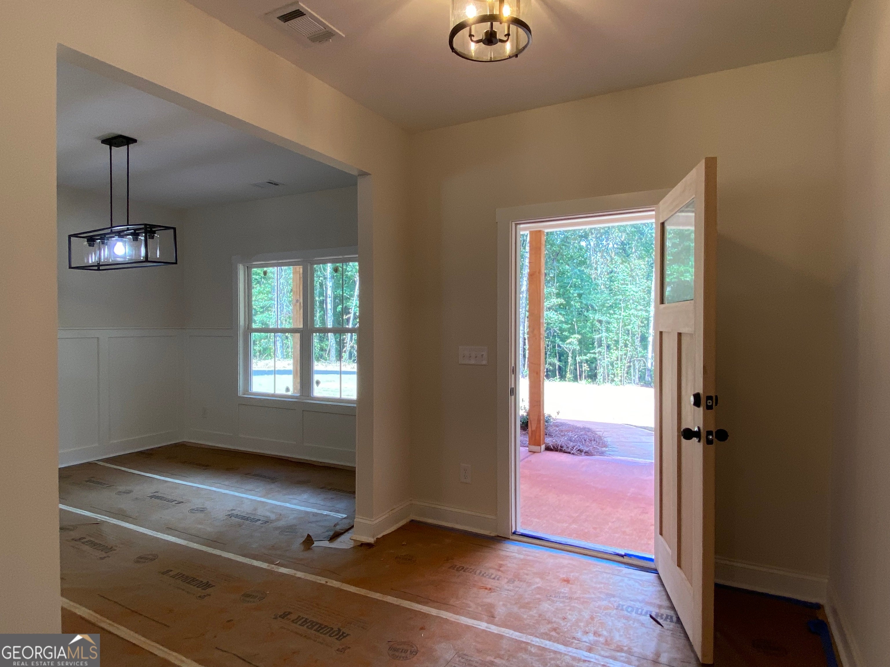Forsyth, Georgia, 31029, United States, 4 Bedrooms Bedrooms, ,3 BathroomsBathrooms,Residential,For Sale,1922681