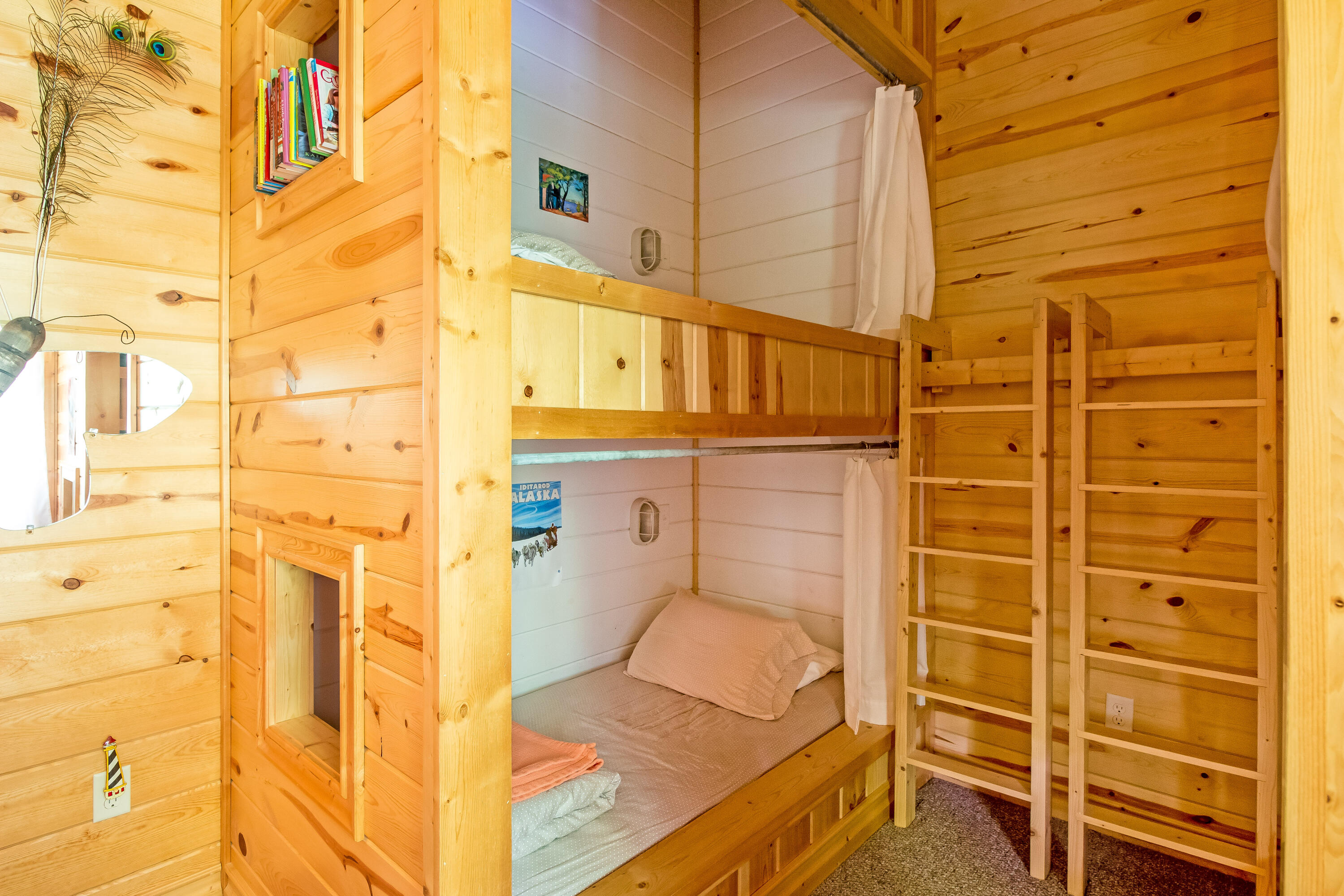 Saugatuck, Michigan, 49453, United States, 3 Bedrooms Bedrooms, ,3 BathroomsBathrooms,Residential,For Sale,1981176