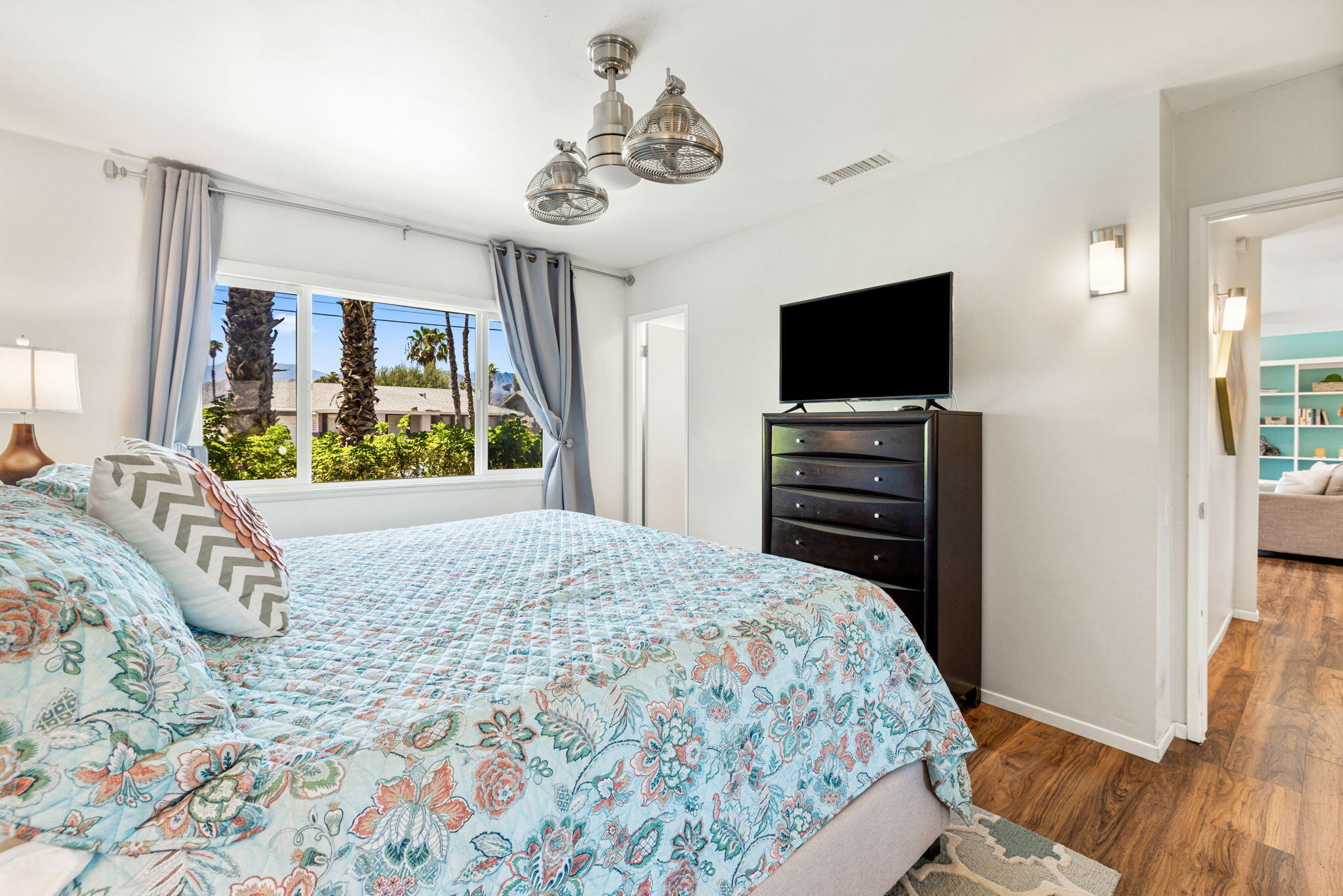 Palm Desert, California, 92211, United States, 2 Bedrooms Bedrooms, ,2 BathroomsBathrooms,Residential,For Sale,1911886