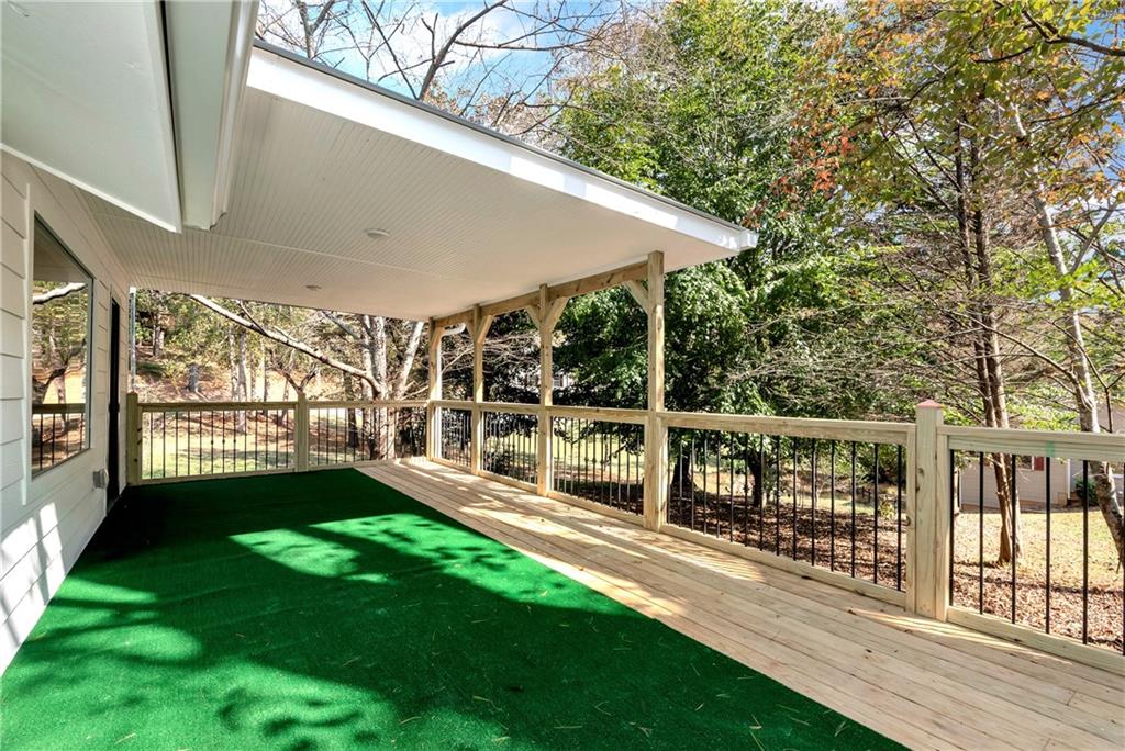 Dawsonville, Georgia, 30534, United States, 2 Bedrooms Bedrooms, ,2 BathroomsBathrooms,Residential,For Sale,1991026