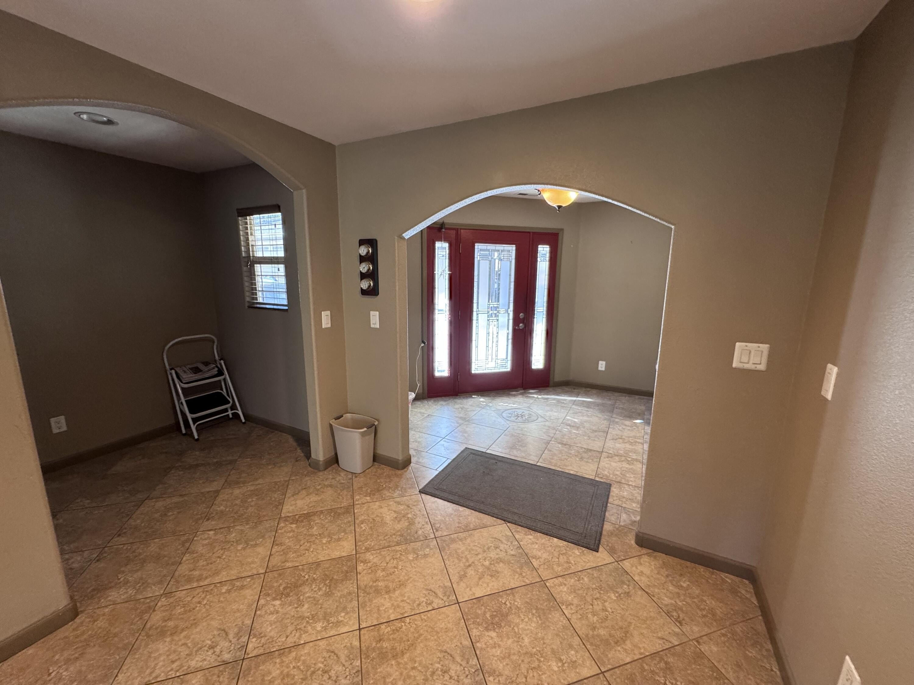 Rogue River, Oregon, 97537, United States, 3 Bedrooms Bedrooms, ,4 BathroomsBathrooms,Residential,For Sale,1982617