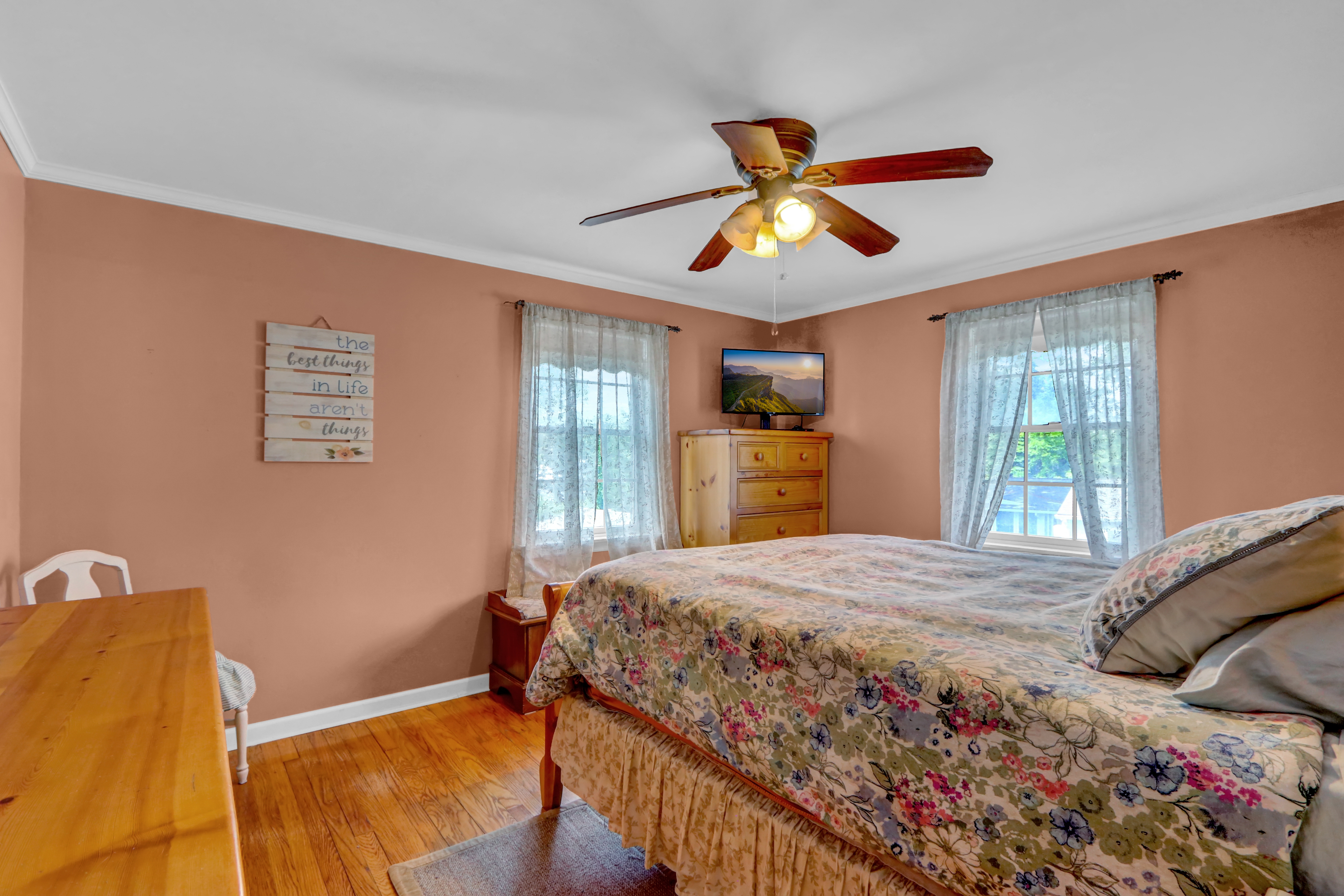 Babylon, New York, 11702, United States, 3 Bedrooms Bedrooms, ,2 BathroomsBathrooms,Residential,For Sale,1861866