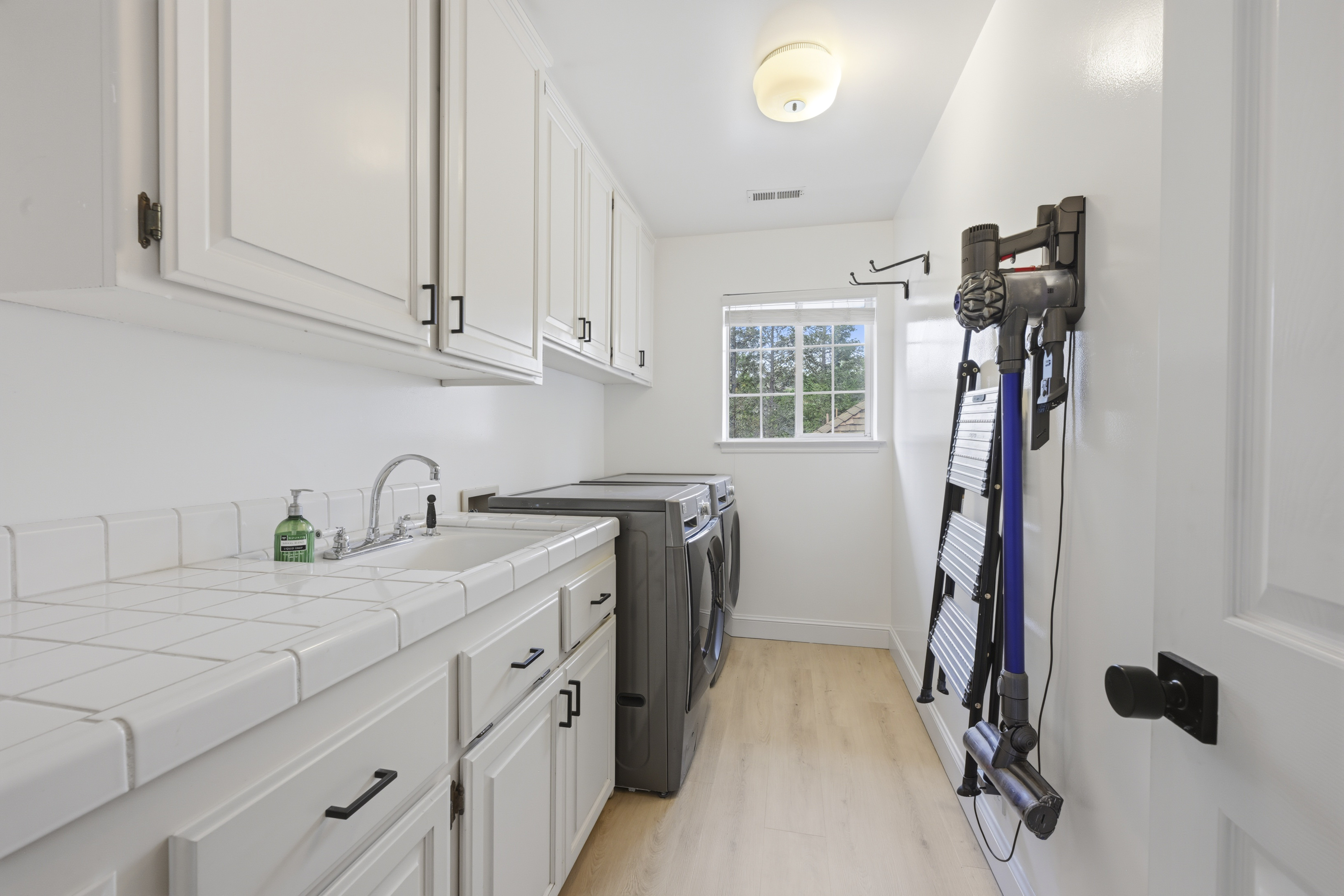  9660 Los Lagos Circle North, Granite Bay, CA 95746 - 物件實景
