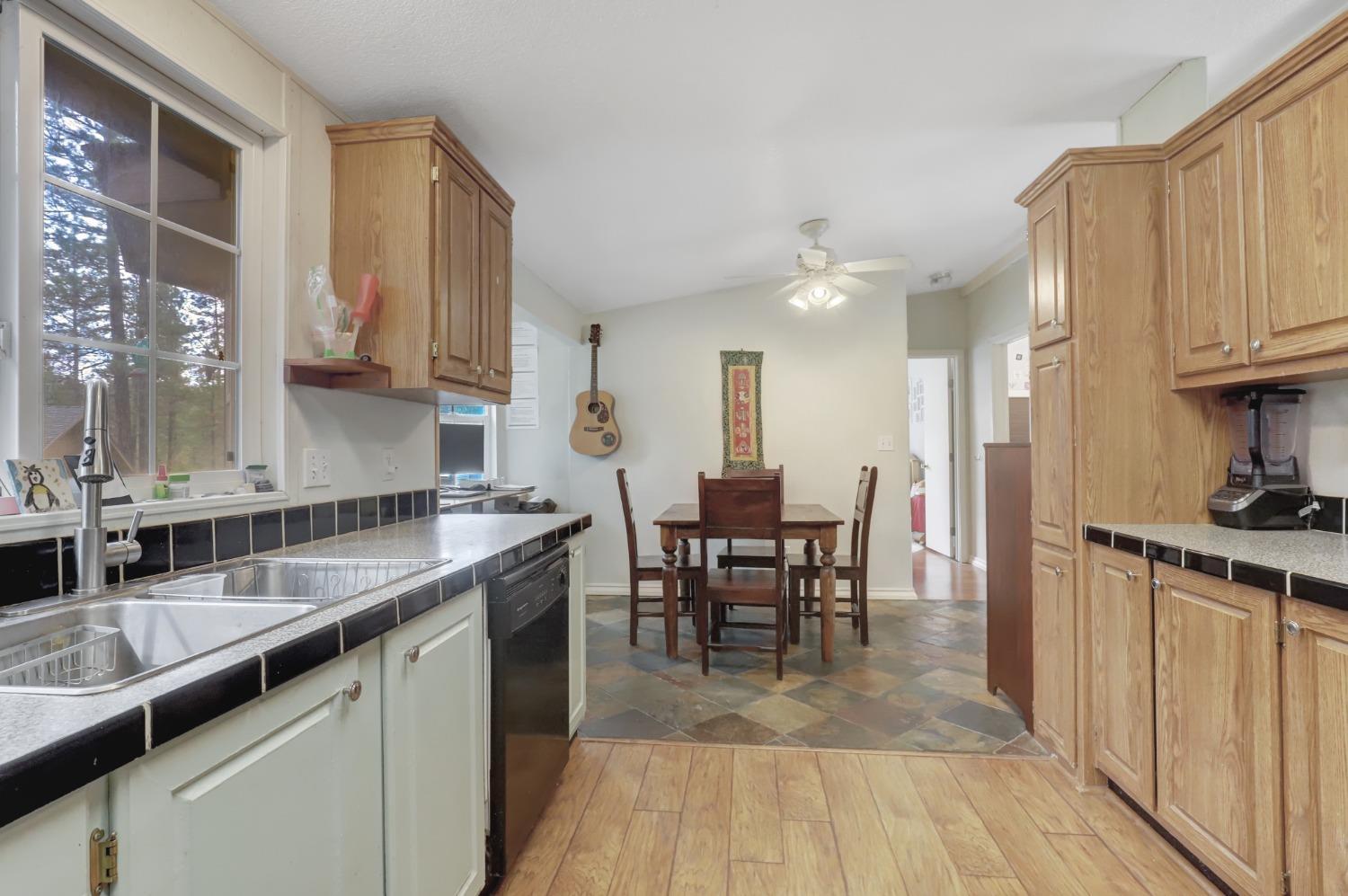 Nevada City, California, 95959, United States, 3 Bedrooms Bedrooms, ,2 BathroomsBathrooms,Residential,For Sale,1766144