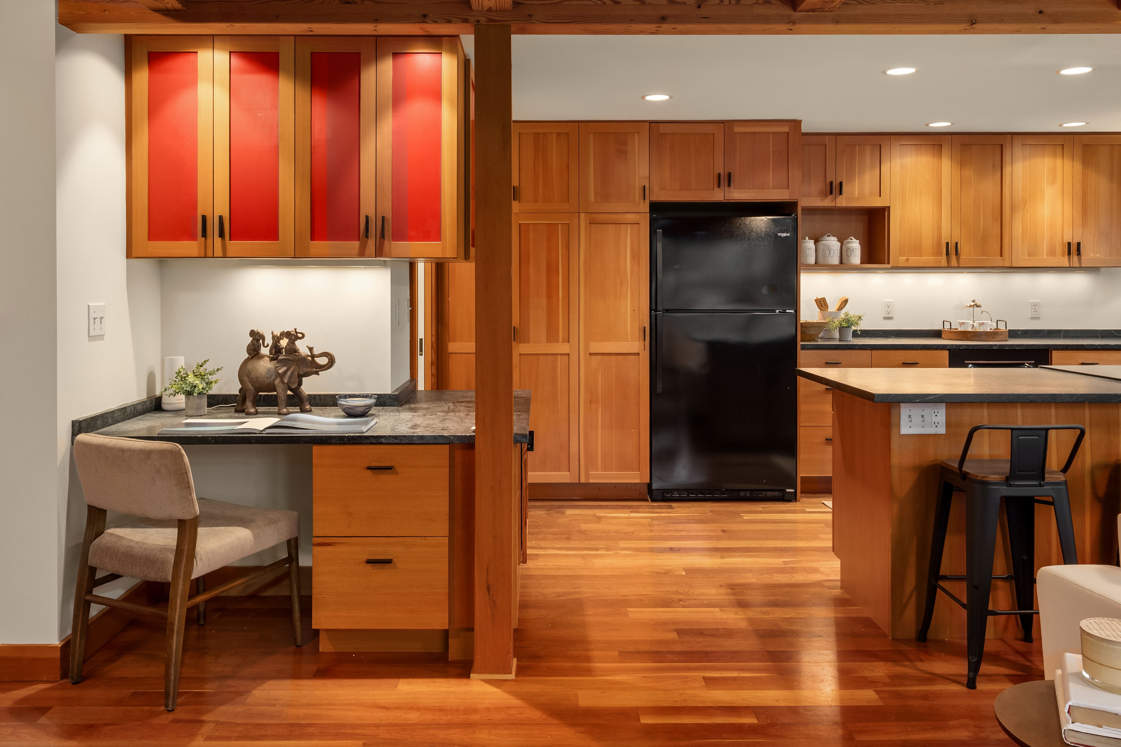  2339 Fairview Ave E #L, Seattle, WA 98102 - 物件實景