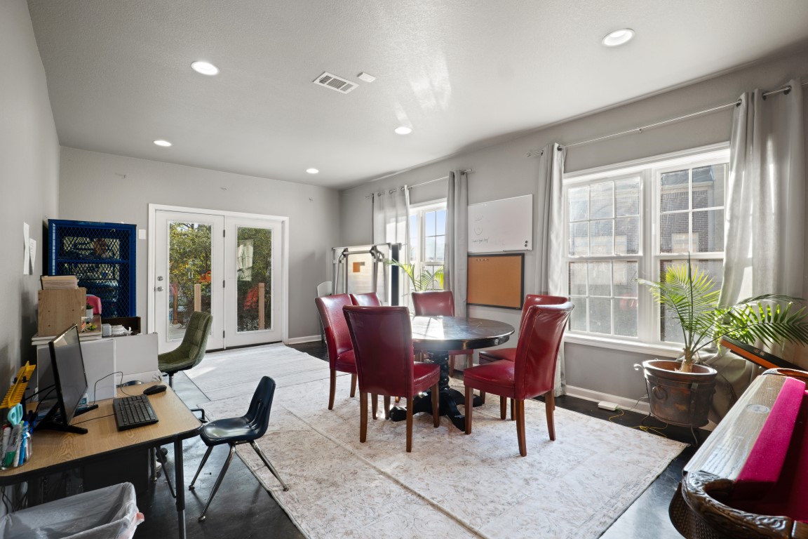 Jonesboro, Arkansas, 72404, United States, 4 Bedrooms Bedrooms, ,3 BathroomsBathrooms,Residential,For Sale,1989534