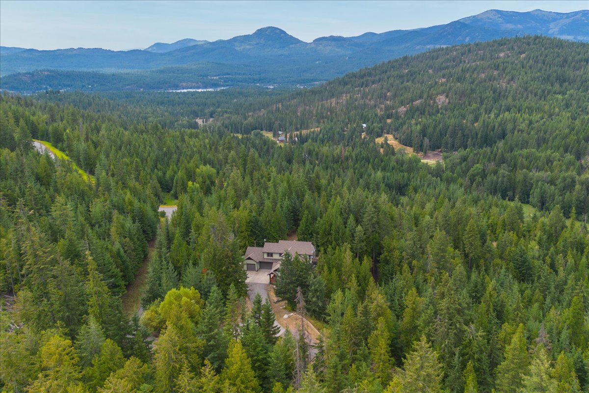 Sagle, Idaho, 83860, United States, 4 Bedrooms Bedrooms, ,4 BathroomsBathrooms,Residential,For Sale,1976237