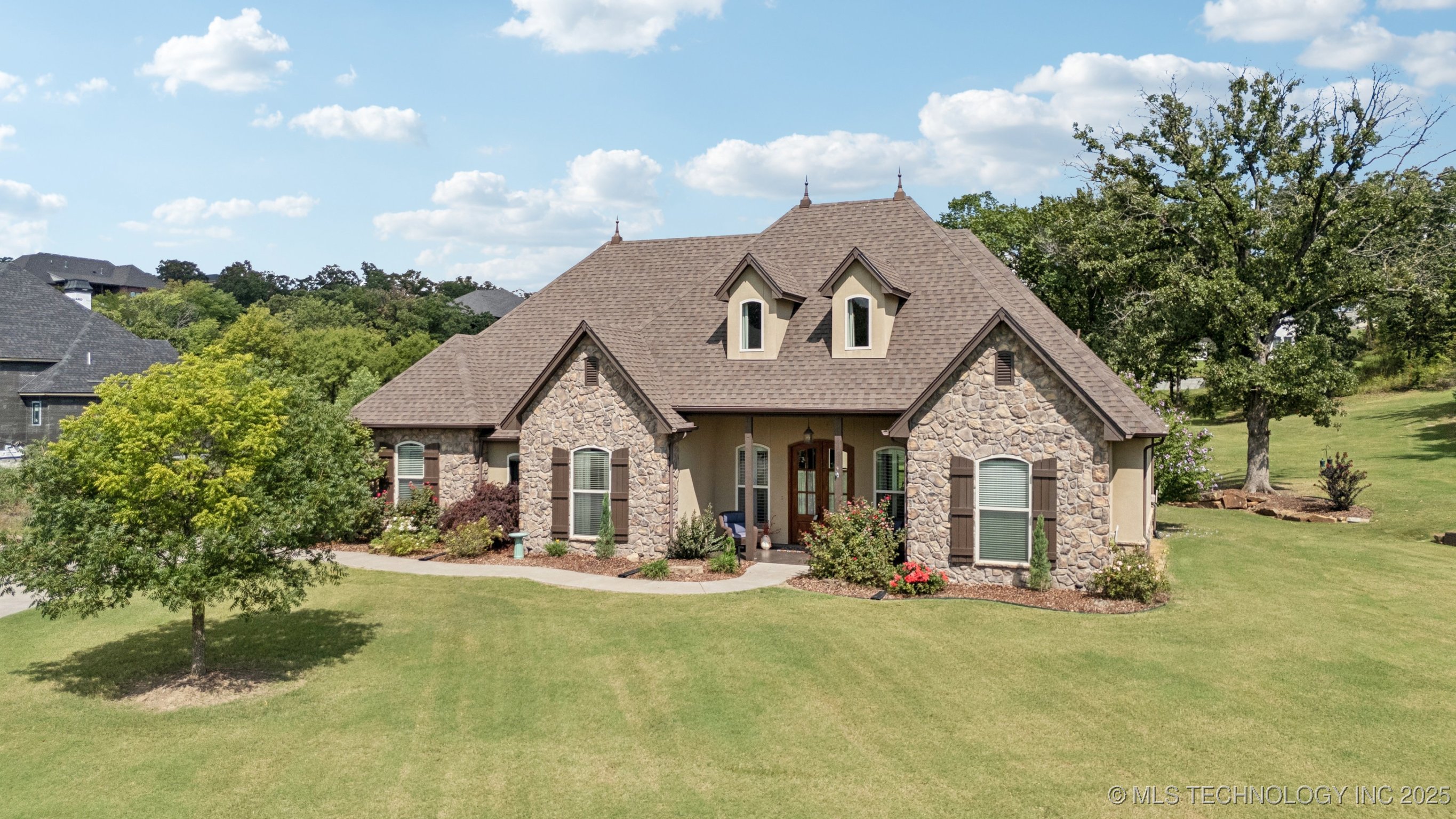 Sapulpa, Oklahoma, 74066, United States, 4 Bedrooms Bedrooms, ,4 BathroomsBathrooms,Residential,For Sale,1940003