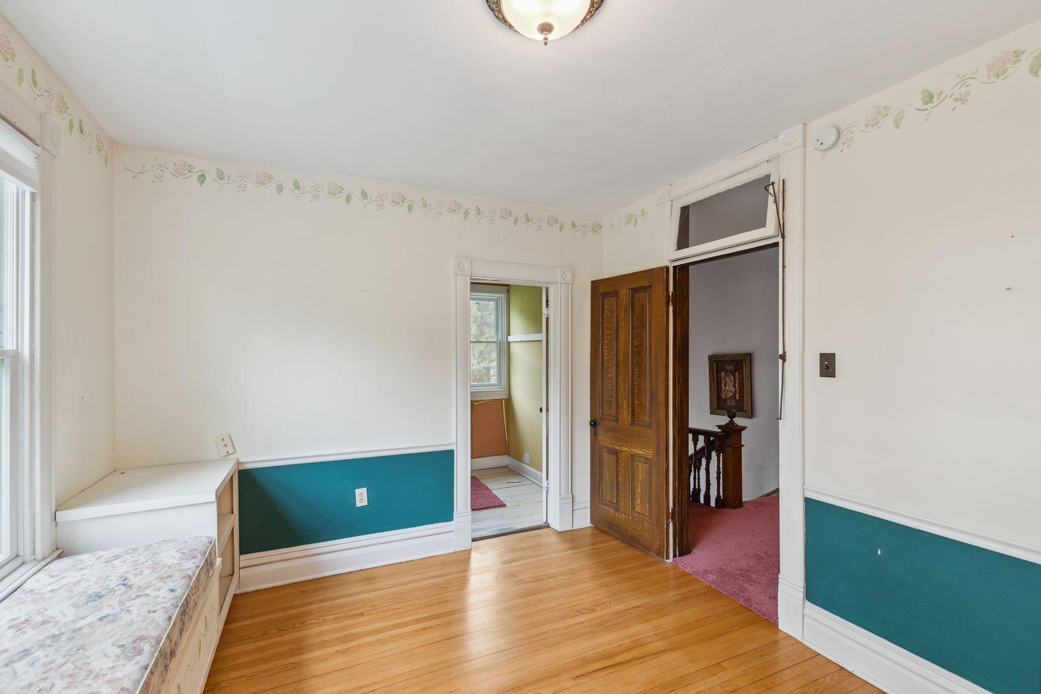 Center City, Minnesota, 55012, United States, 4 Bedrooms Bedrooms, ,1 BathroomBathrooms,Residential,For Sale,1837728